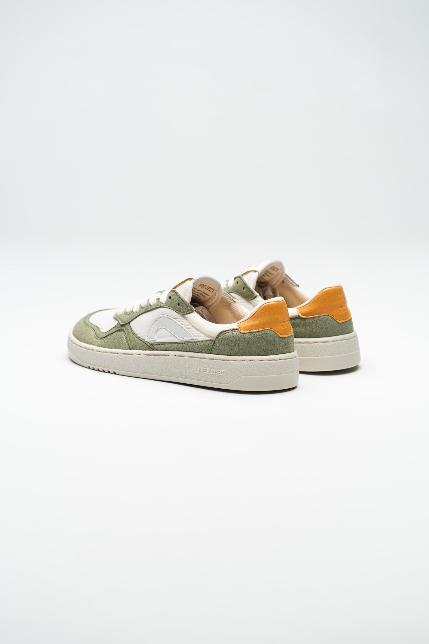 SNEAKER 080 – SULFUR