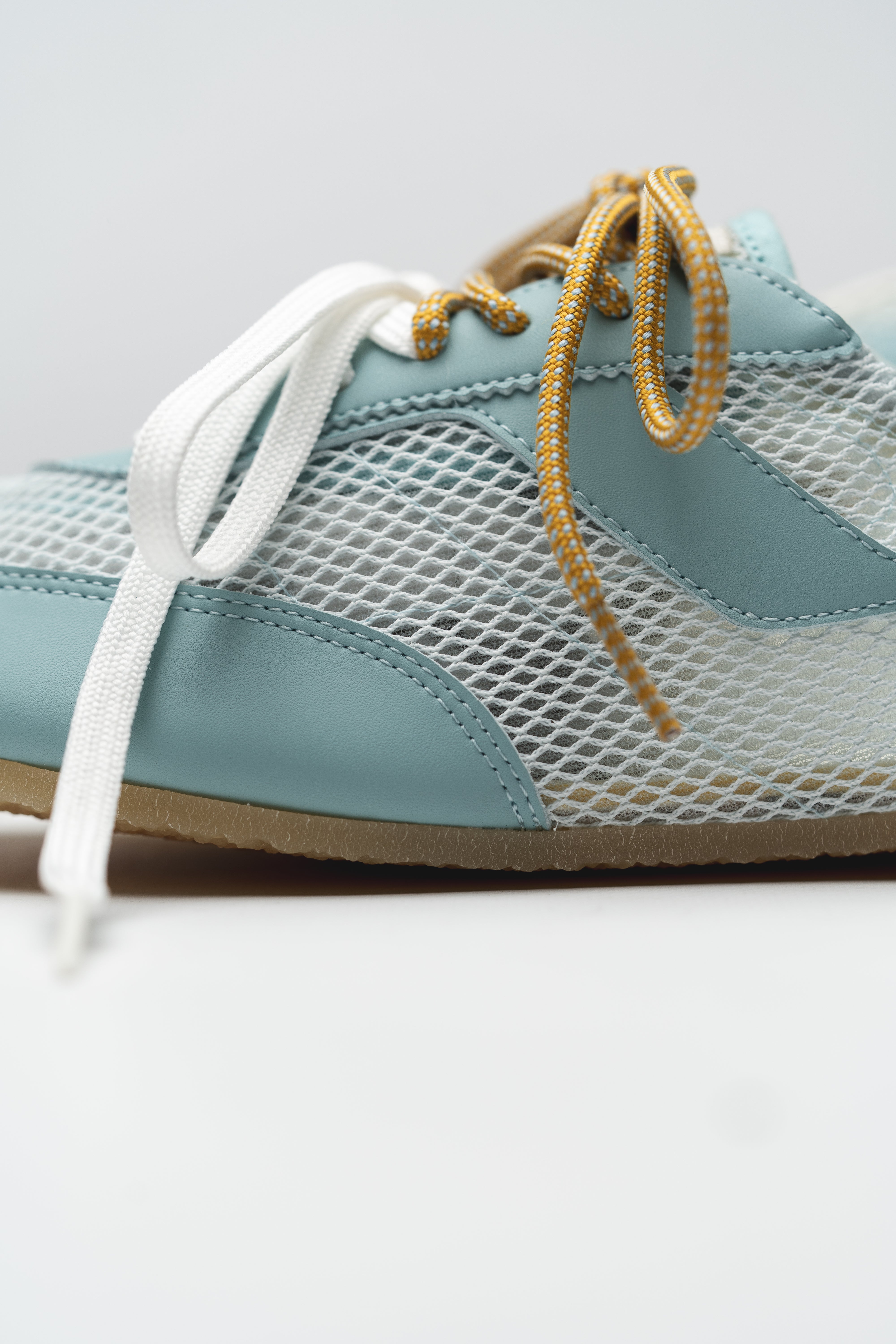 SNEAKERINA KIMA – ICE BLUE