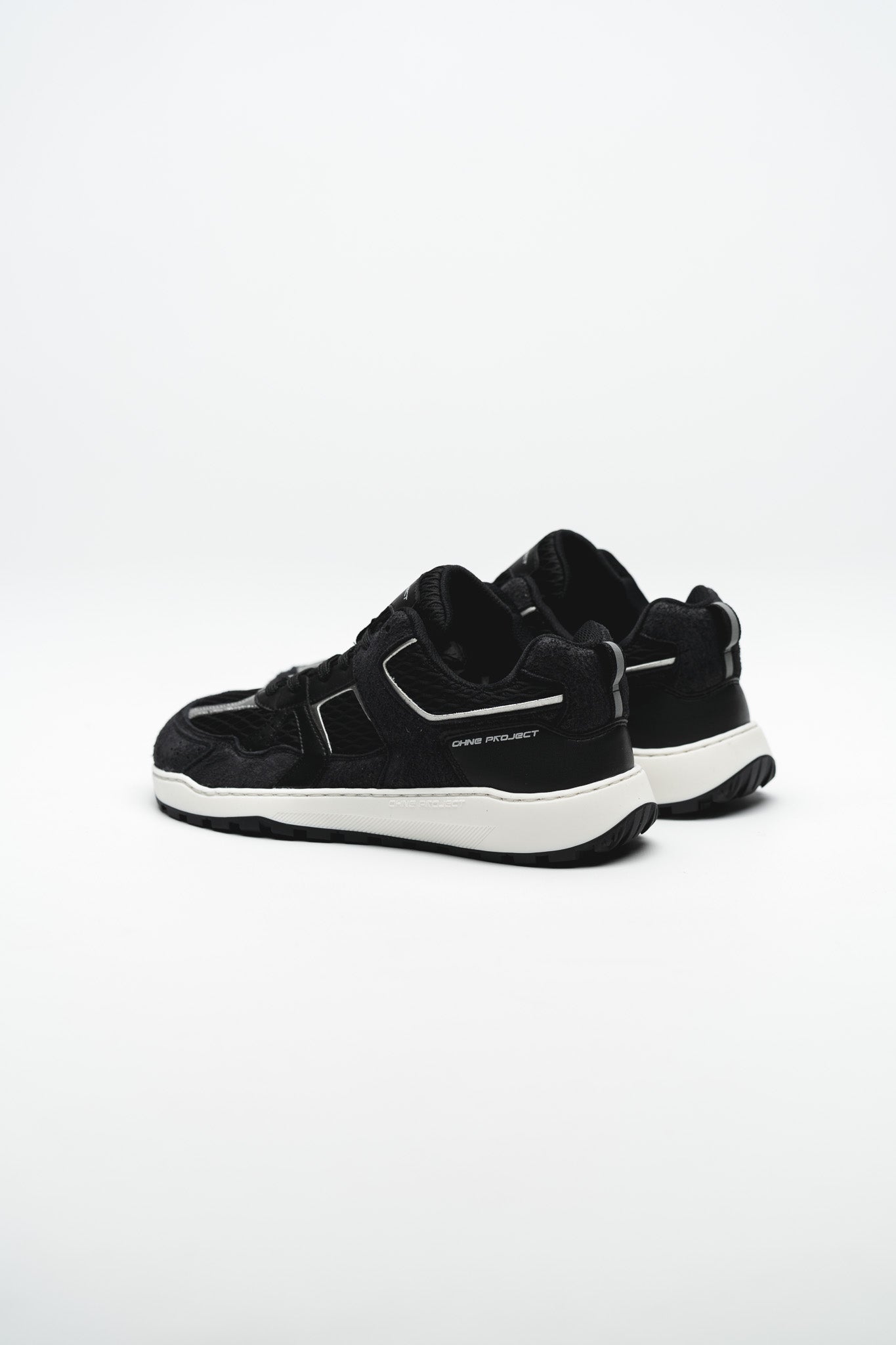 SNEAKER RETRO RUN – SILVER BLACK