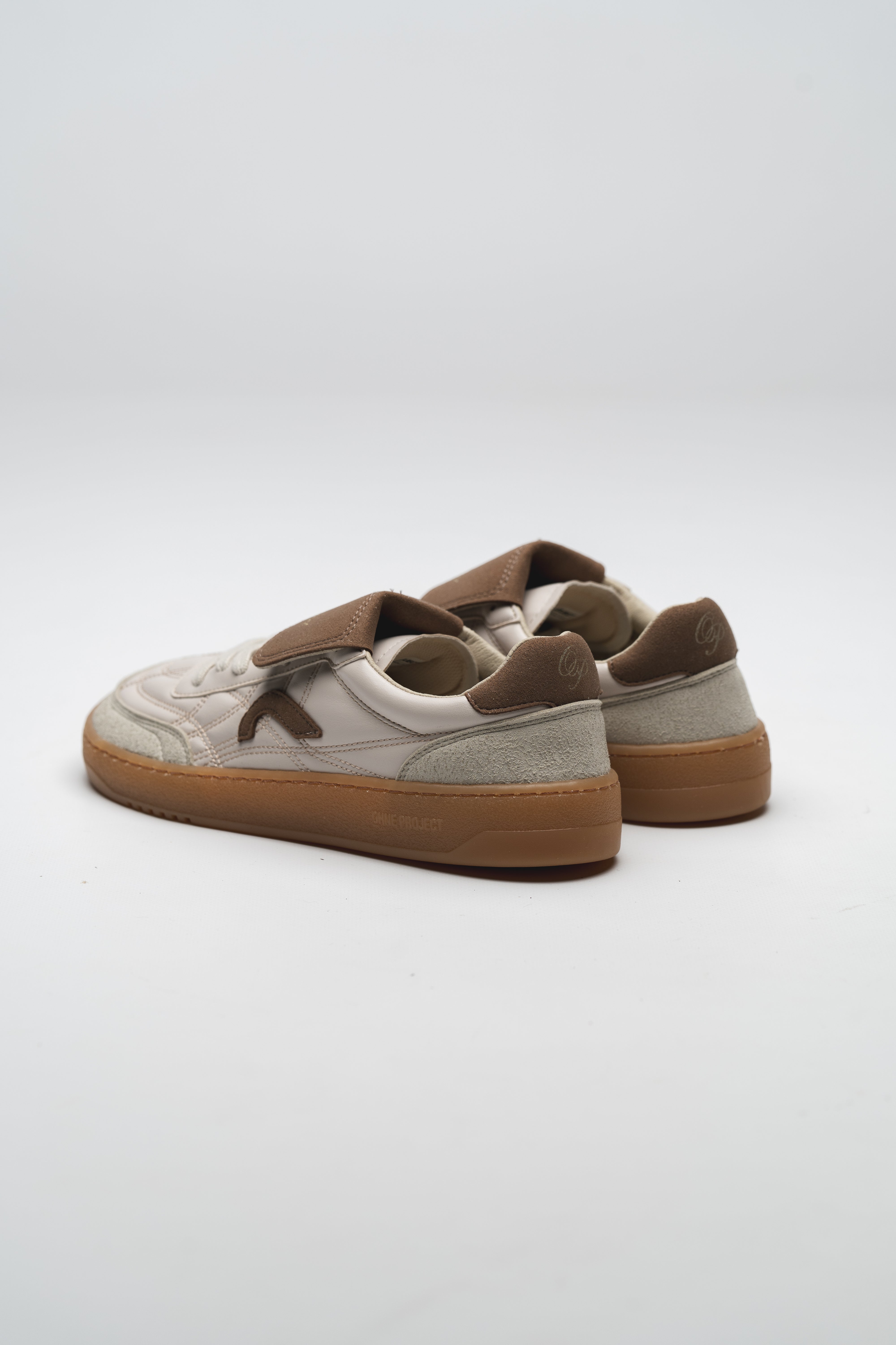 SNEAKER 060 KOPA – BEIGE