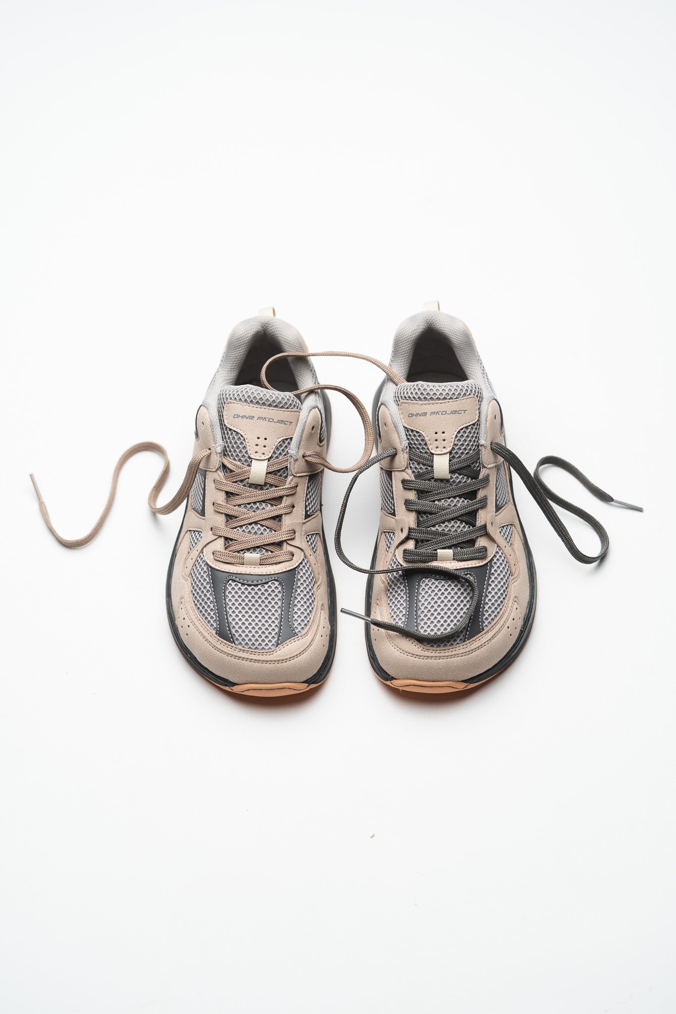 SNEAKER RETRO RUN – NUDE