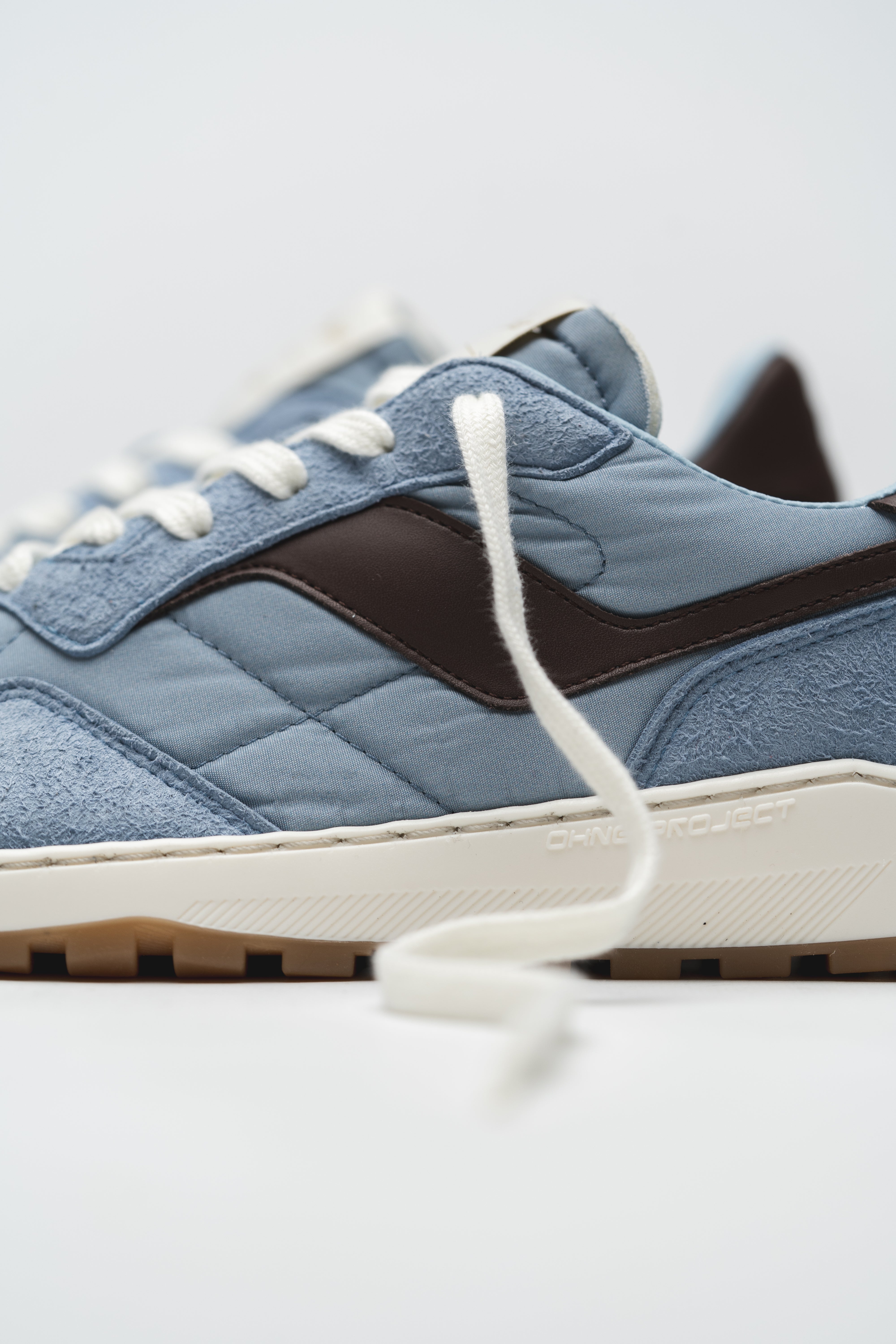 SNEAKER RETRO RUN – VINTAGE ASH BLUE
