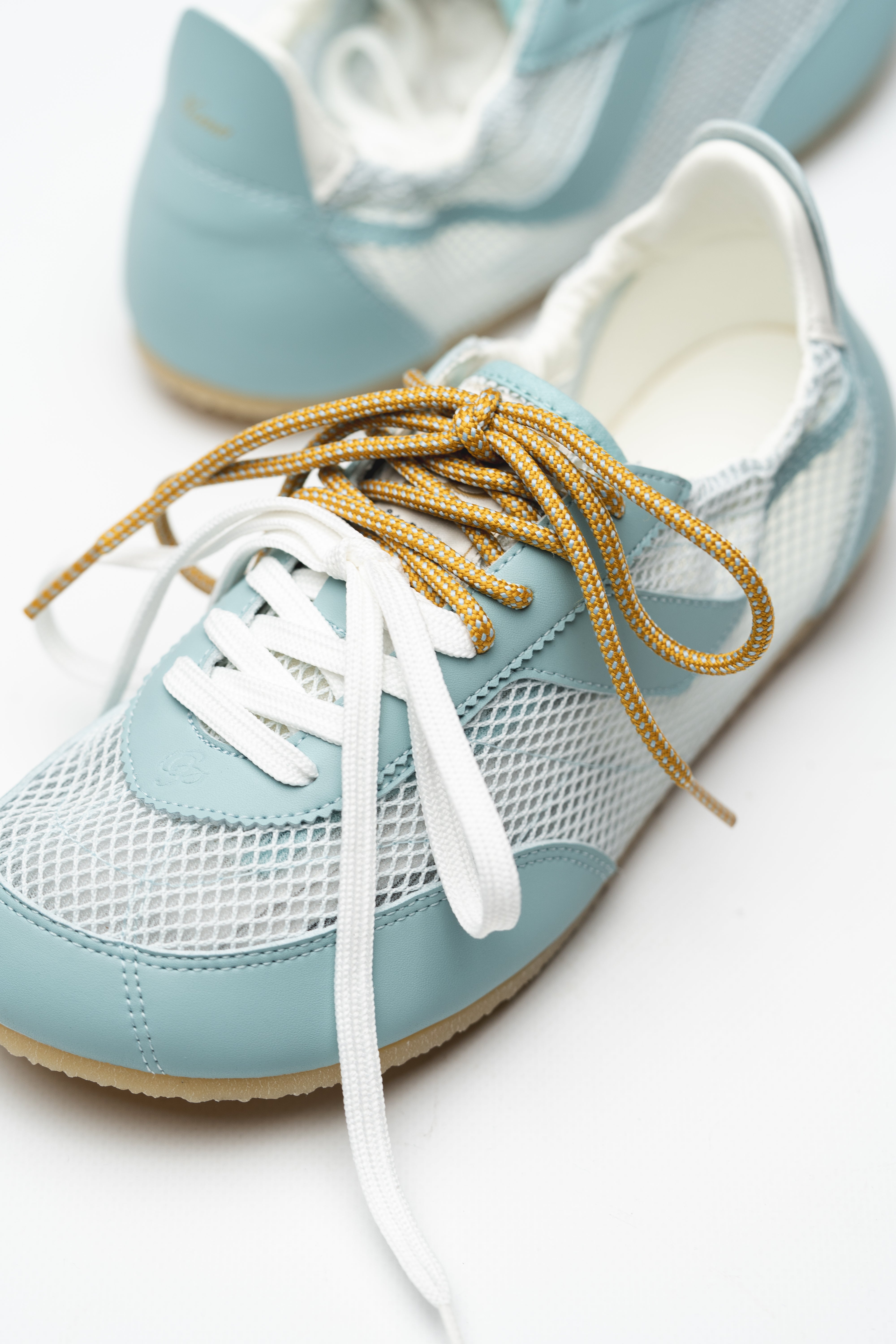 SNEAKERINA KIMA – ICE BLUE
