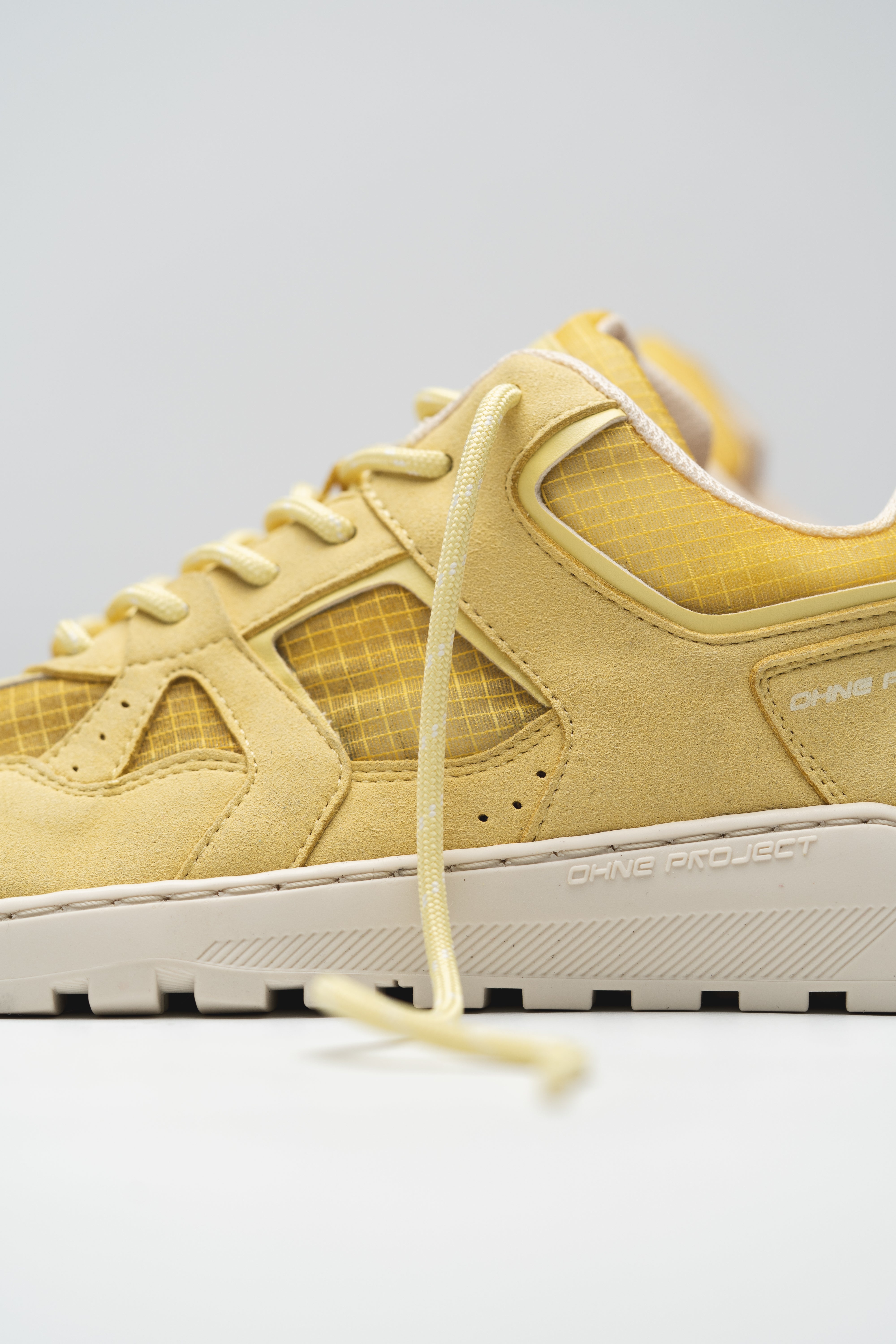 SNEAKER RETRO RUN – SWEET CORN