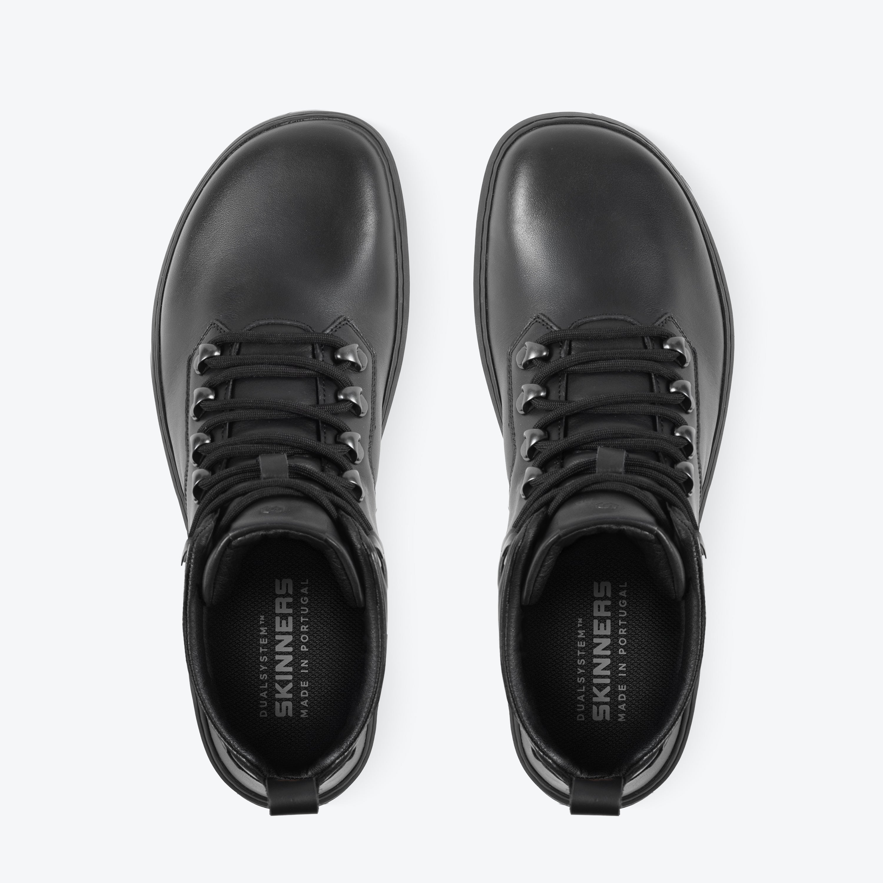 Cavalier – Black