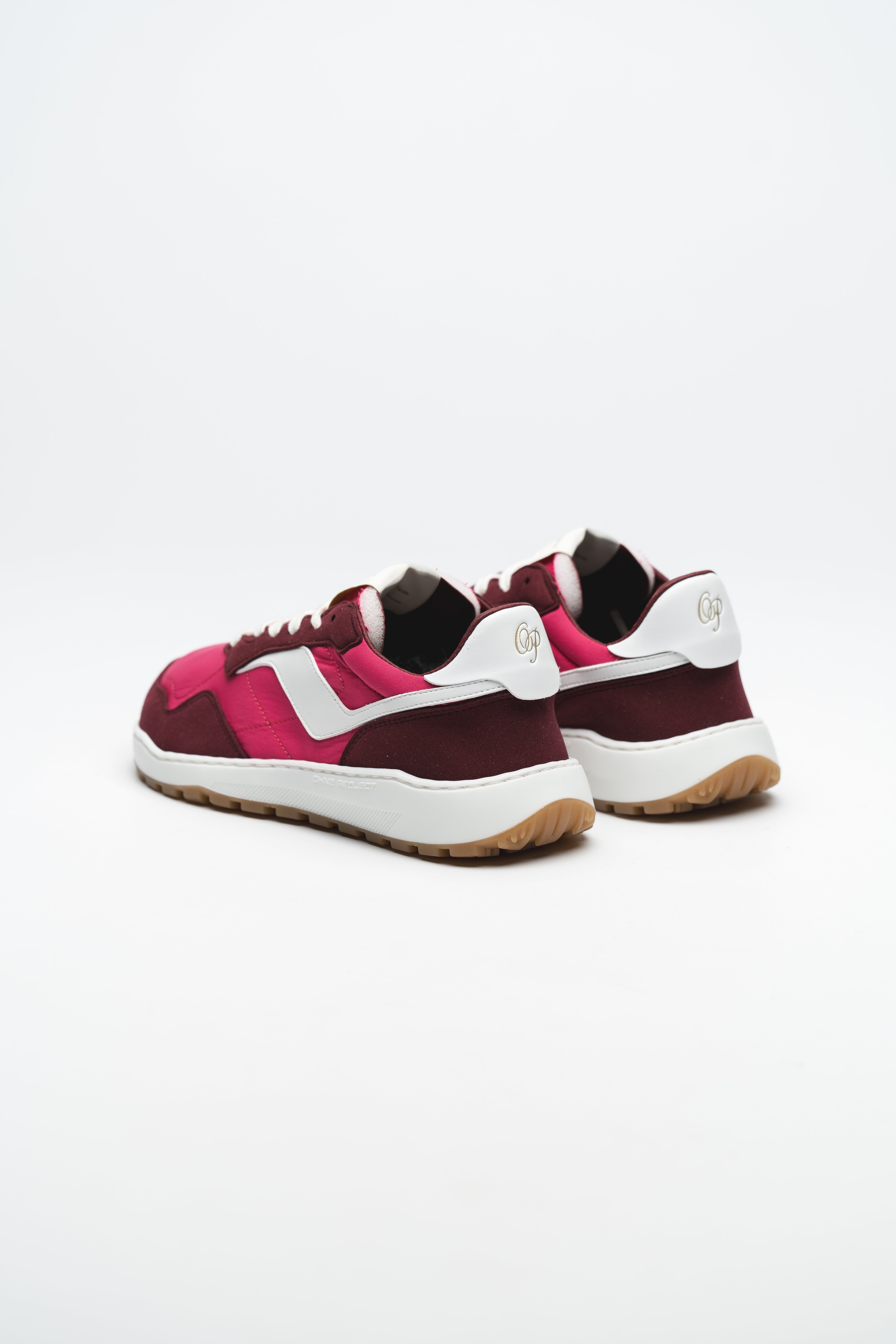 SNEAKER RETRO RUN – VINTAGE BEETROOT