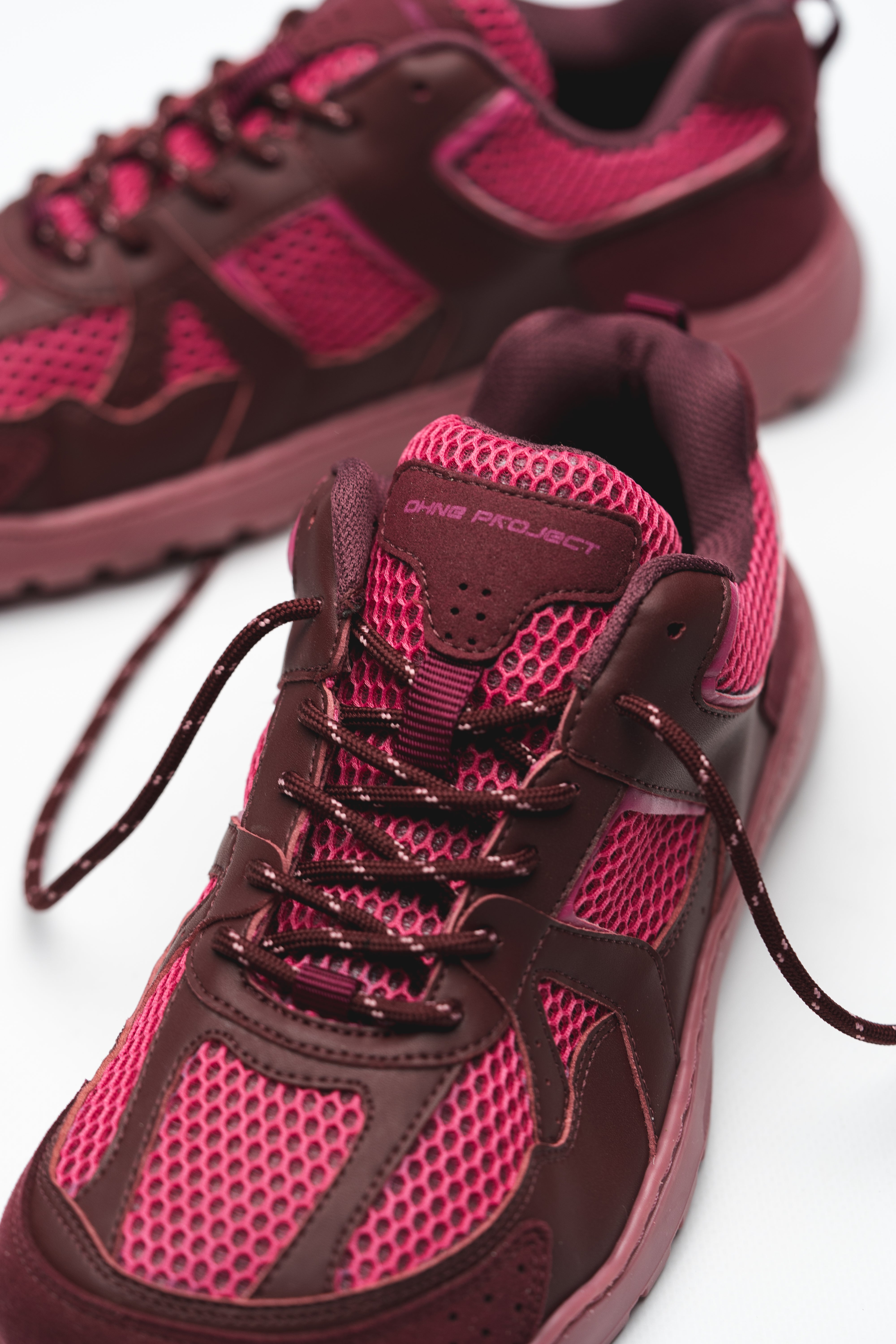 SNEAKER RETRO RUN – FUCSIA