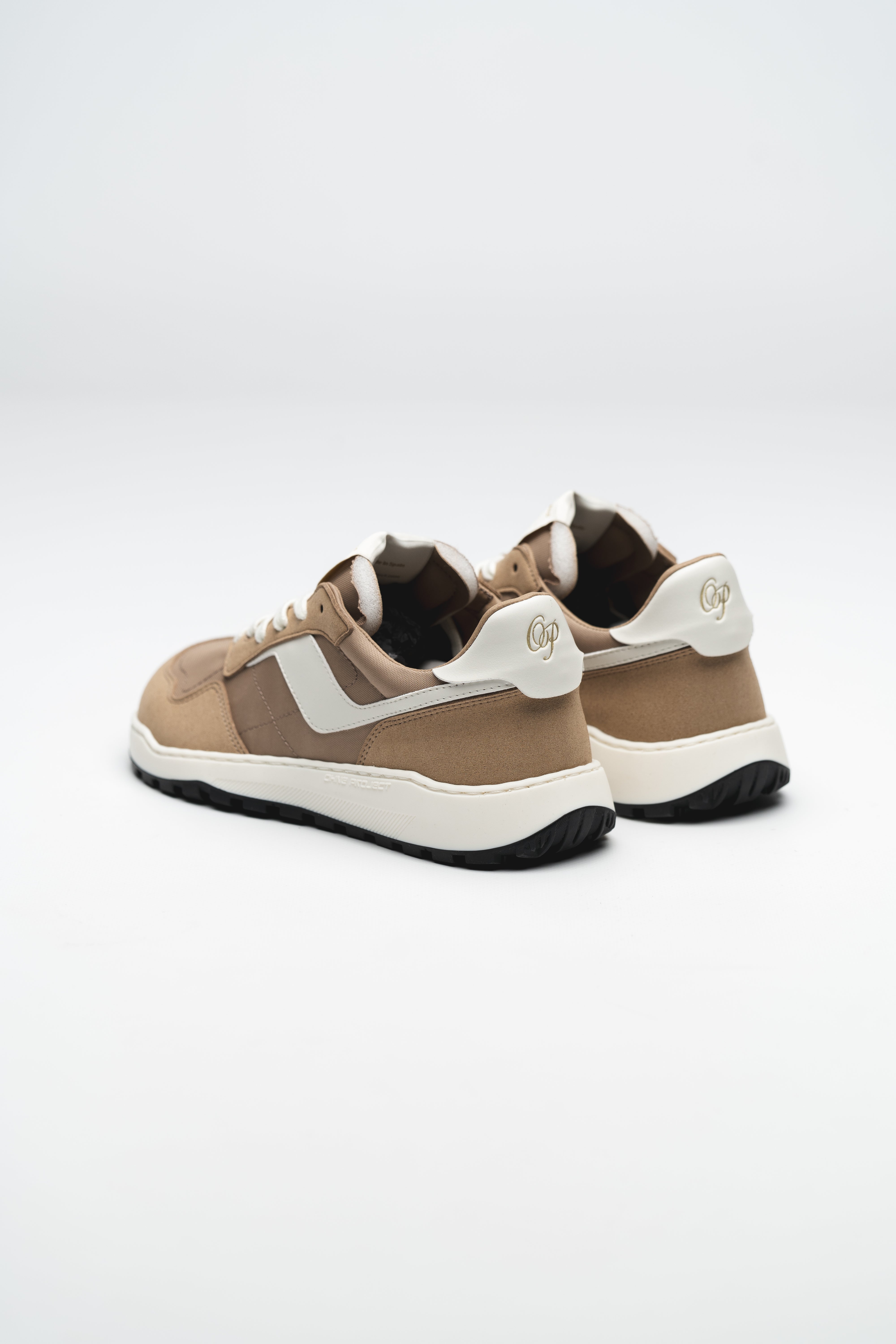 SNEAKER RETRO RUN – VINTAGE YUCA
