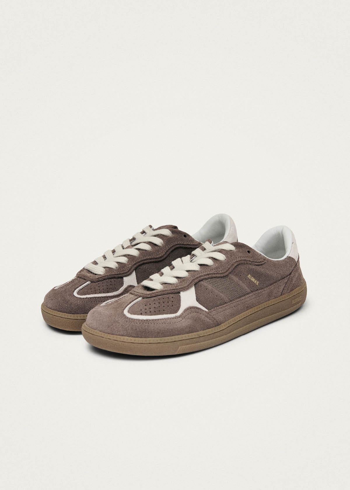 Tb.00 Barefoot – Rife Taupe