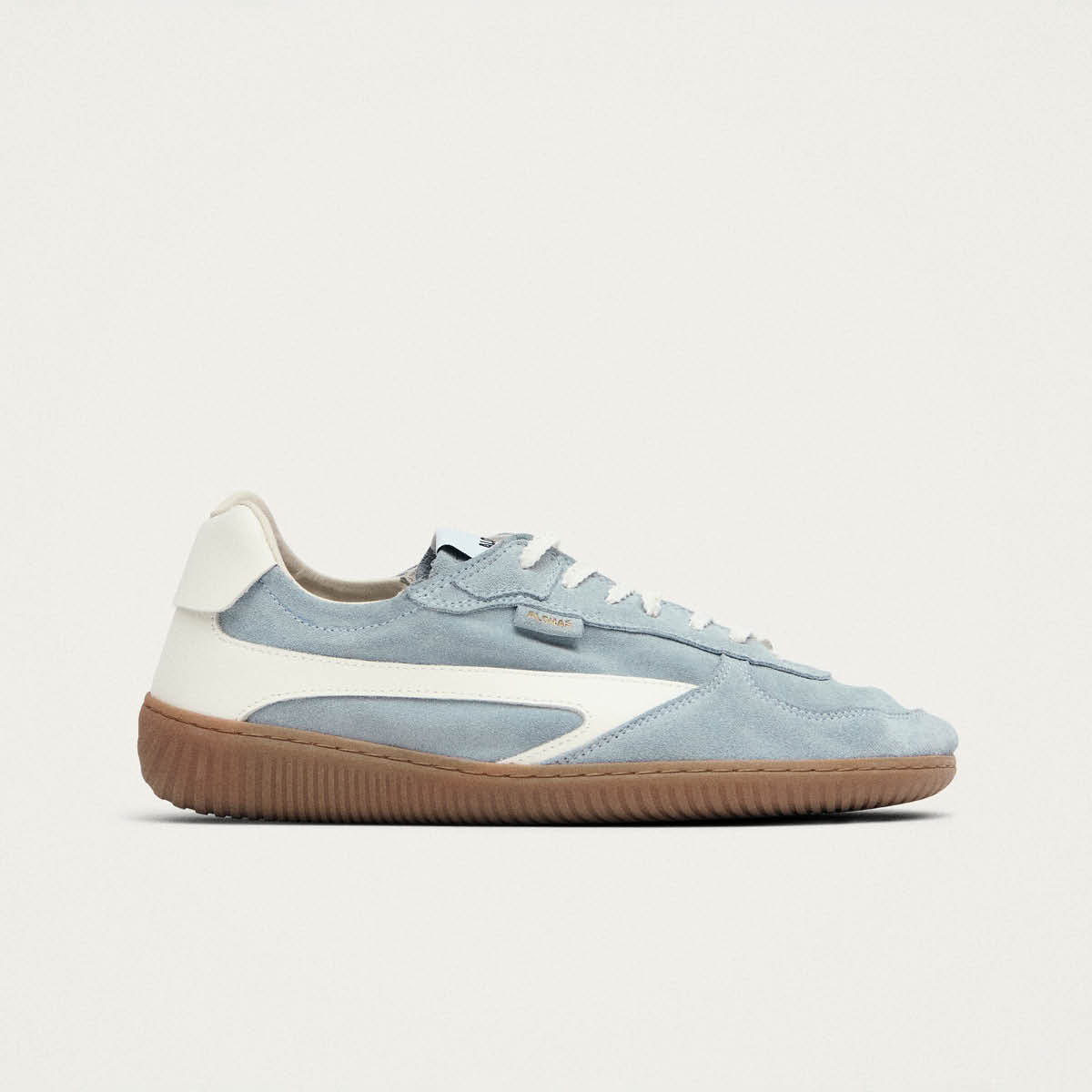 Tb.83 Barefoot – Dusty Blue