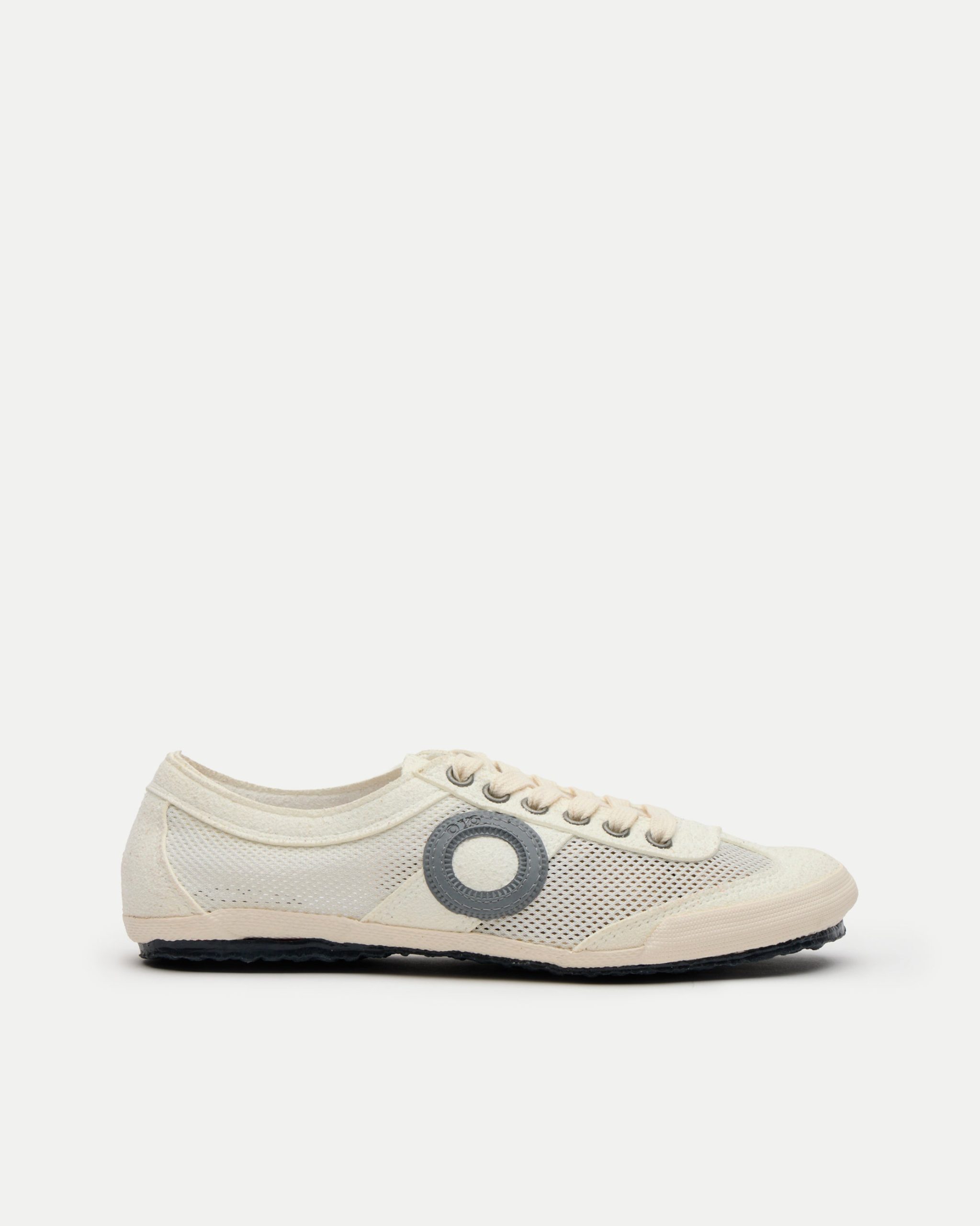Joaneta Krust – White