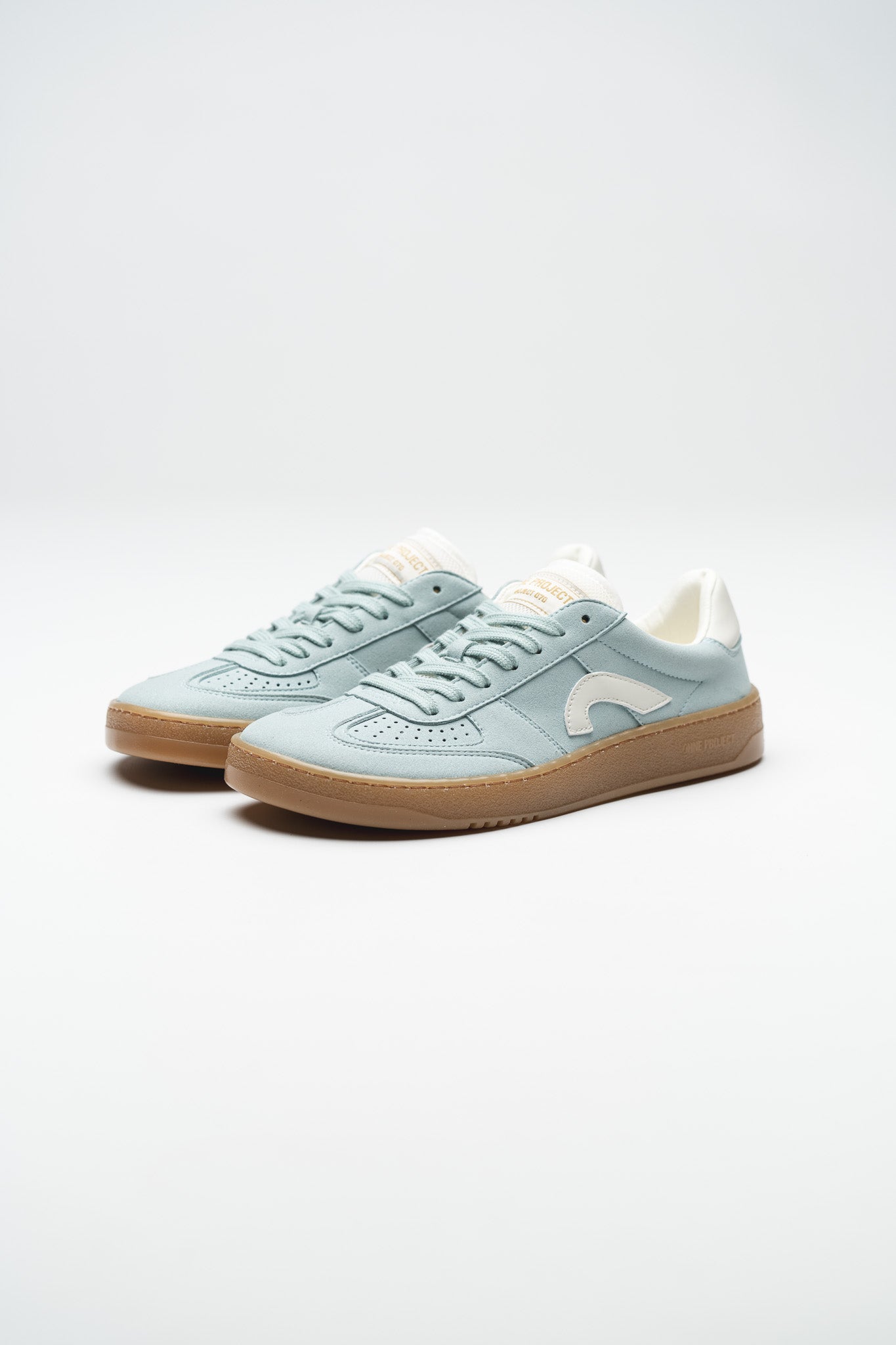 SNEAKER 070 – BABY BLUE