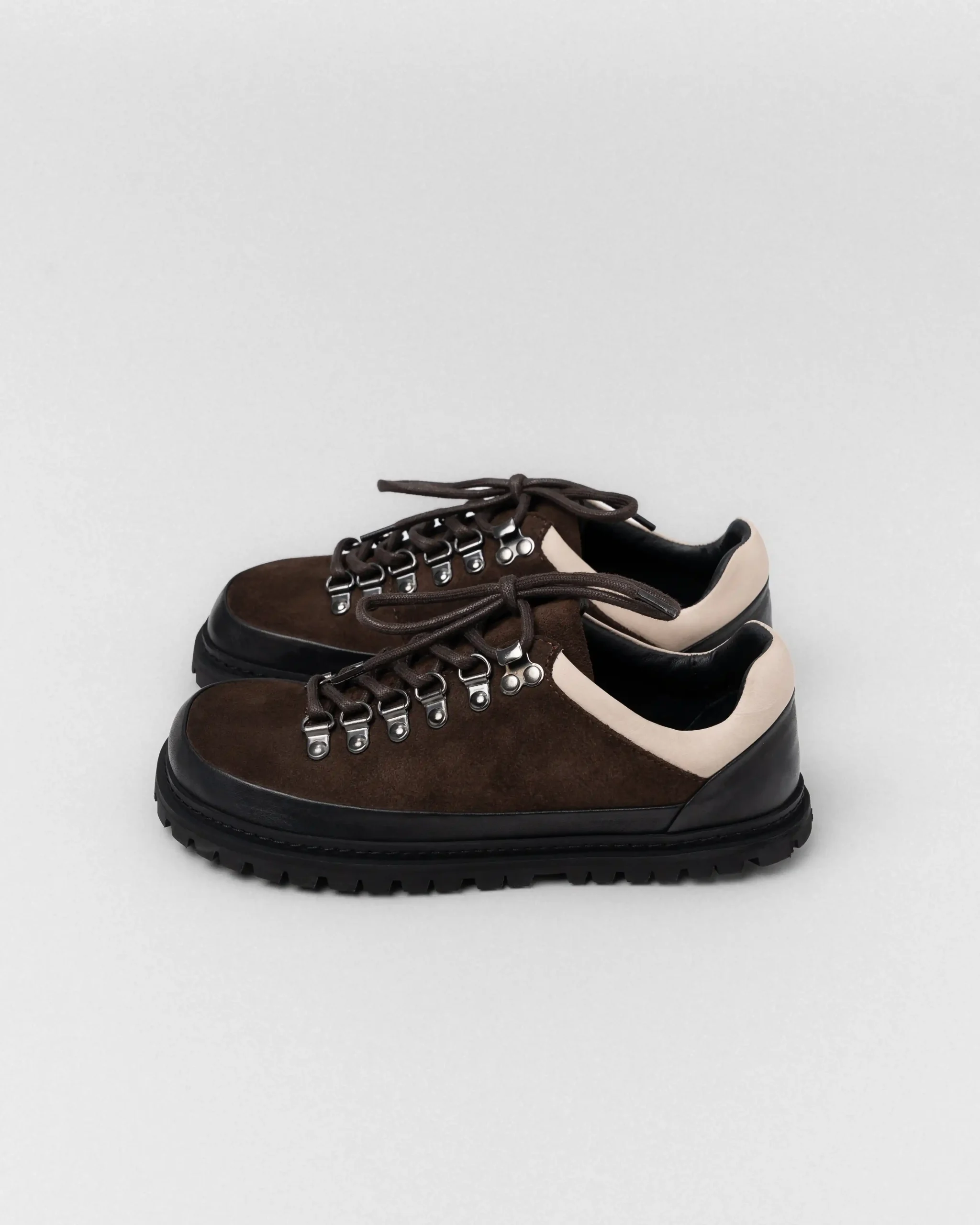ODYSSEUS – Dark Brown