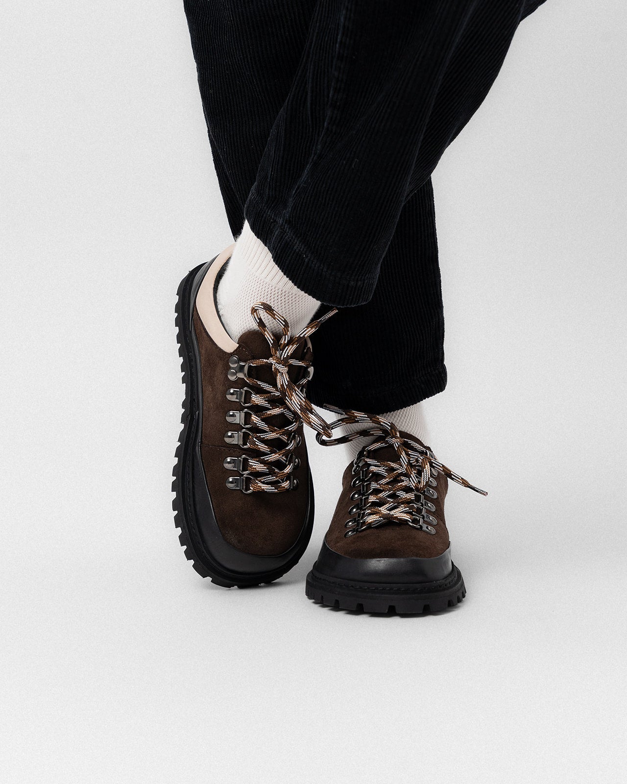 ODYSSEUS – Dark Brown