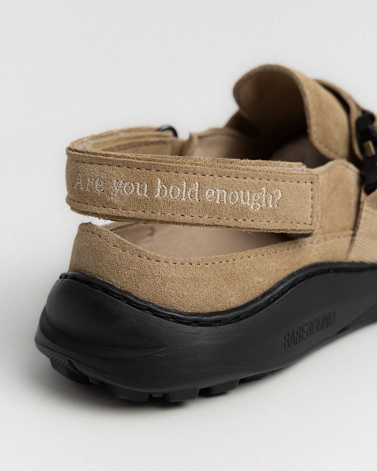VULCAN – Sand Beige