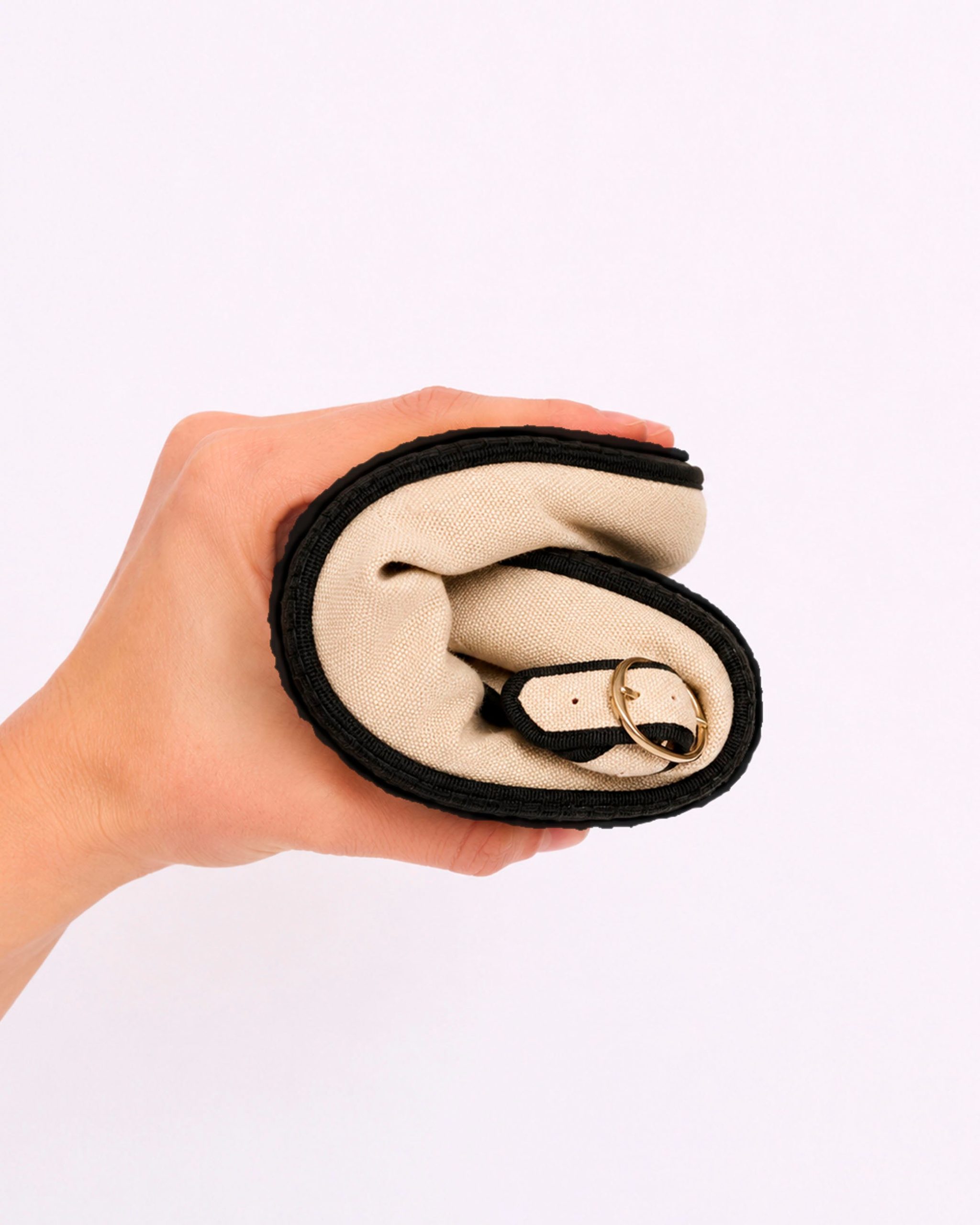 Mary Belt – Bianco e Nero