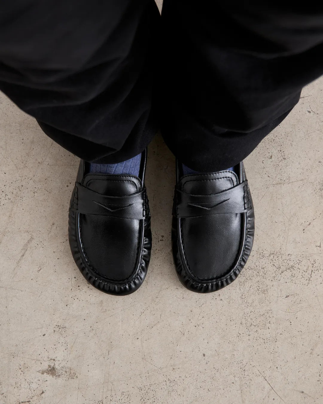 Vera – Black