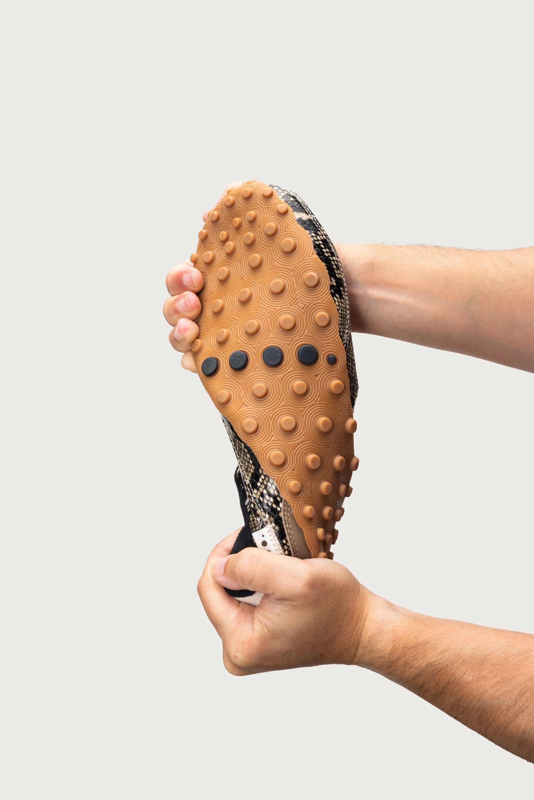 ZERO – BROWN