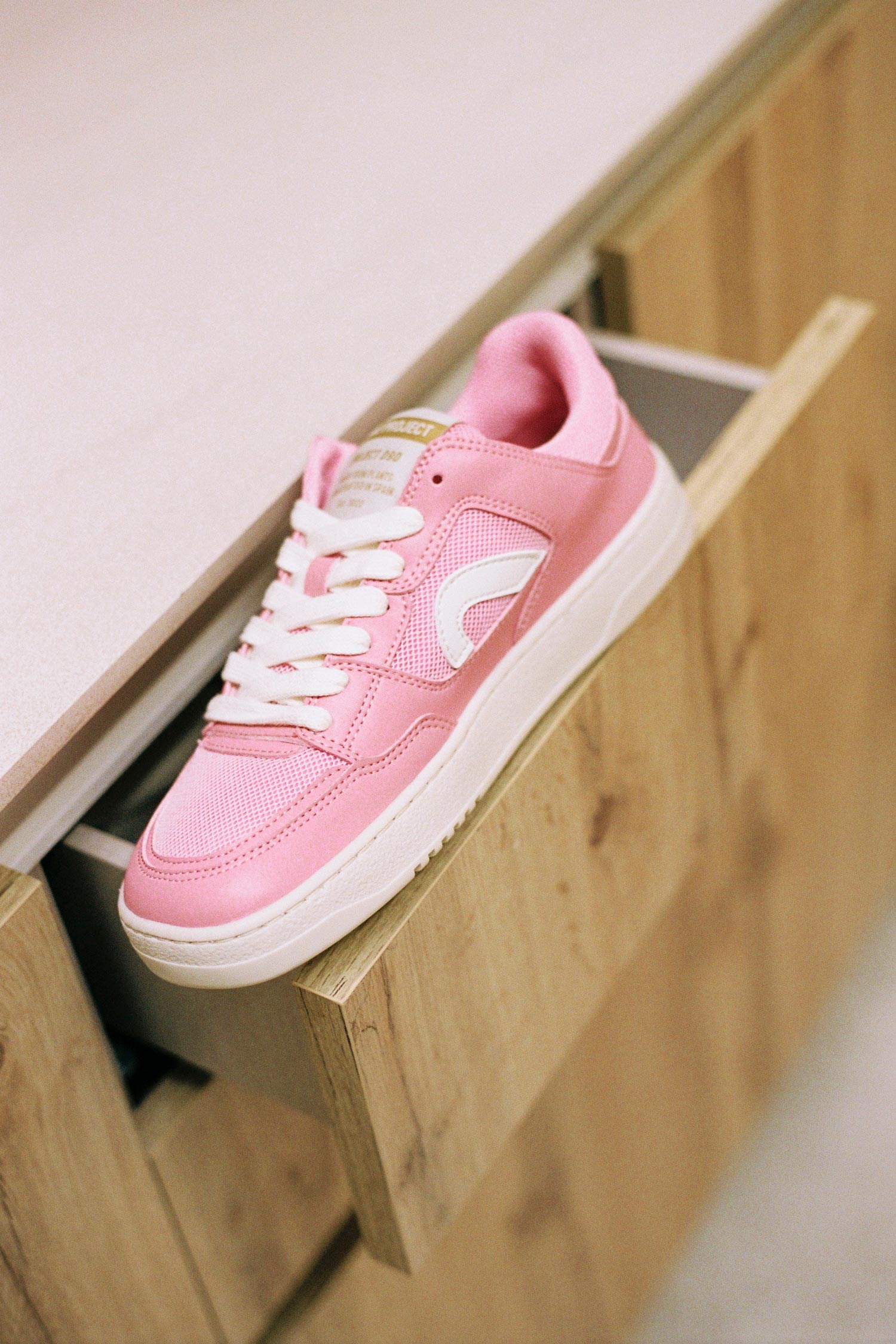 SNEAKER 090 – DRAGON FRUIT