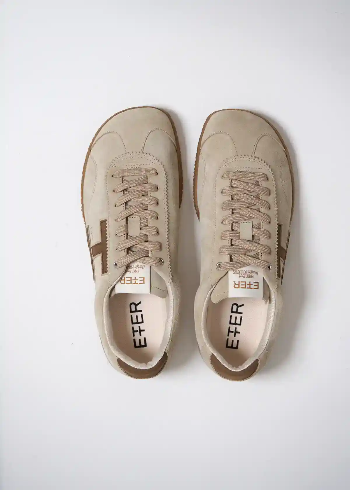 KAIROS – Sand Brown