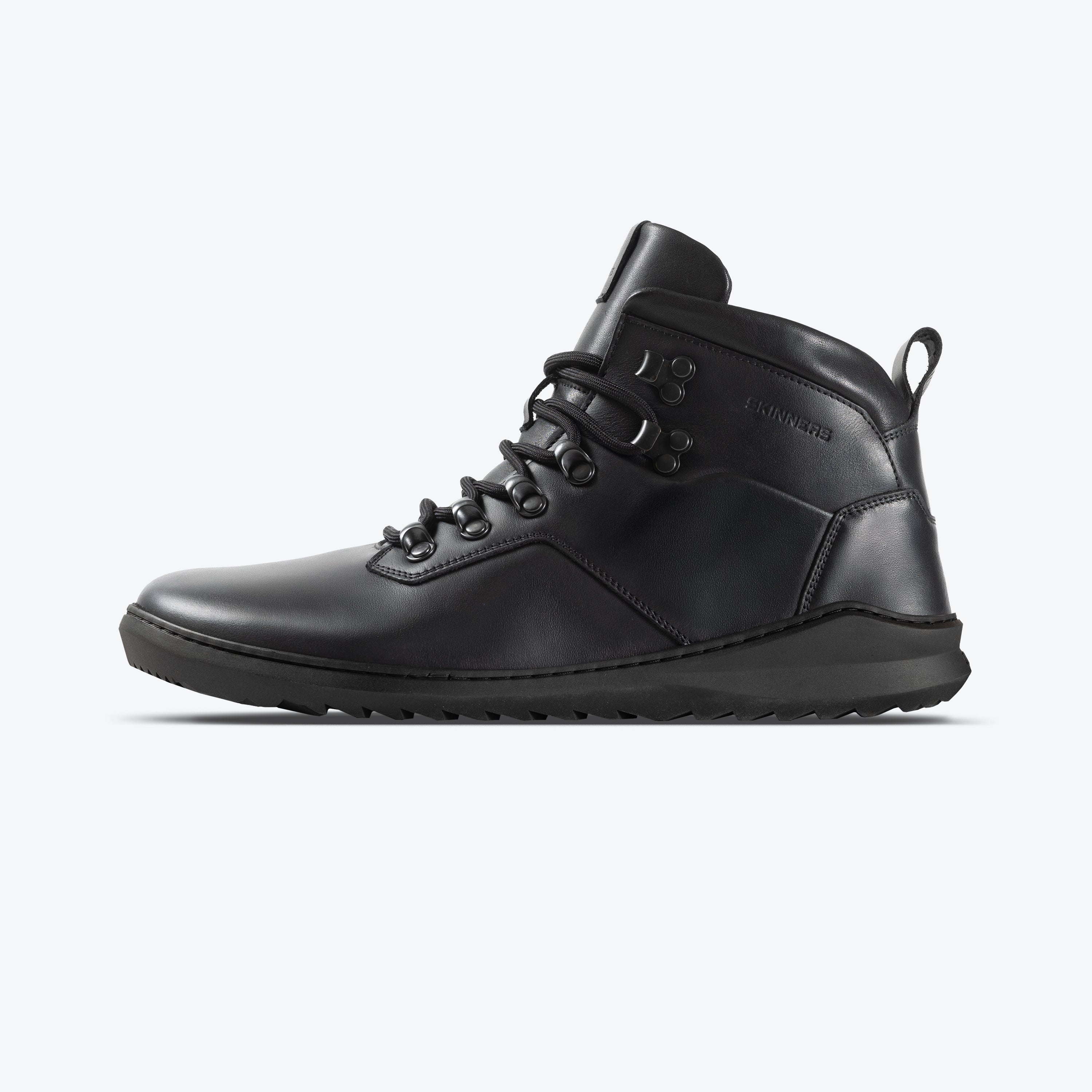 Cavalier – Black