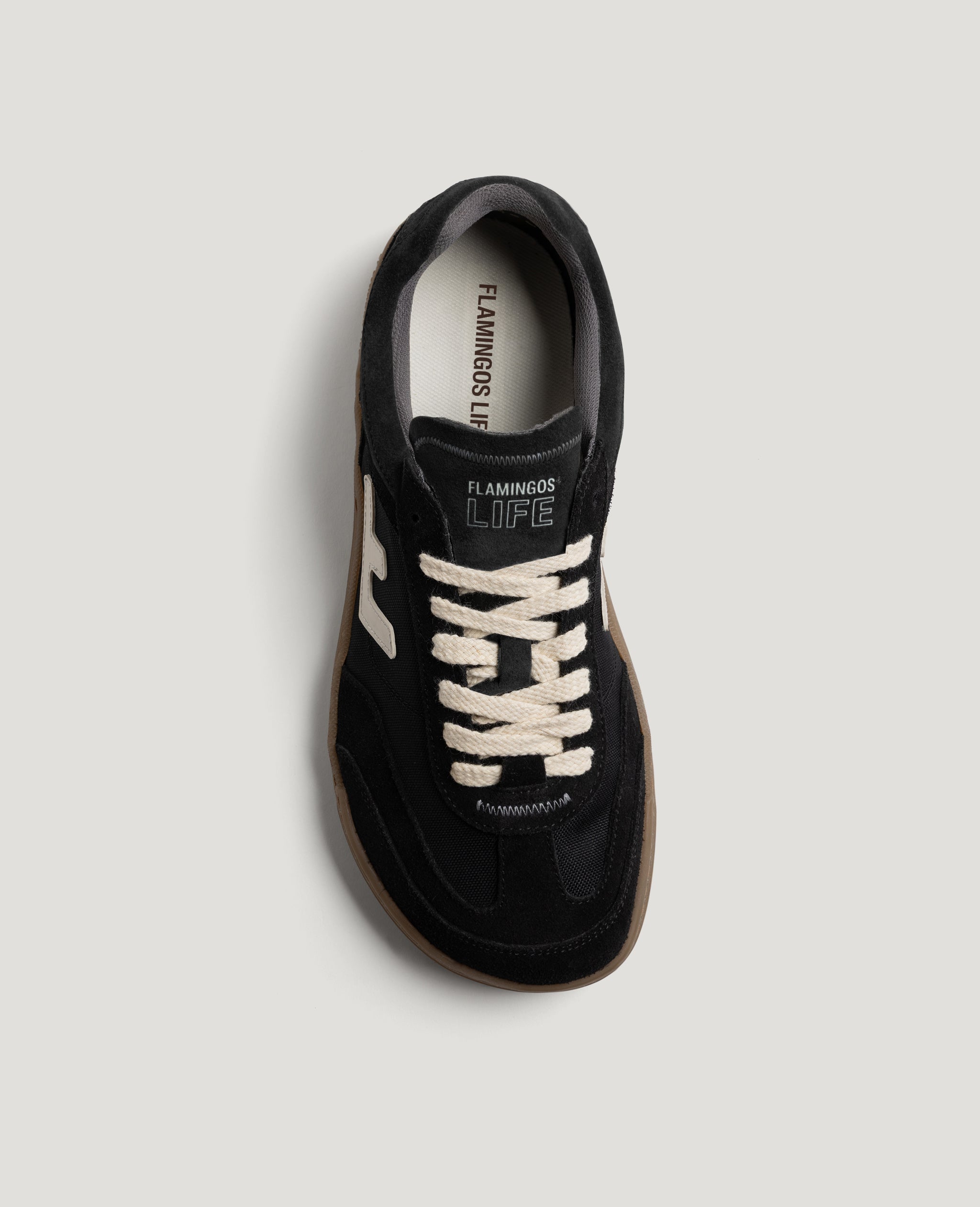 ZERO TENNIS – BLACK GUM