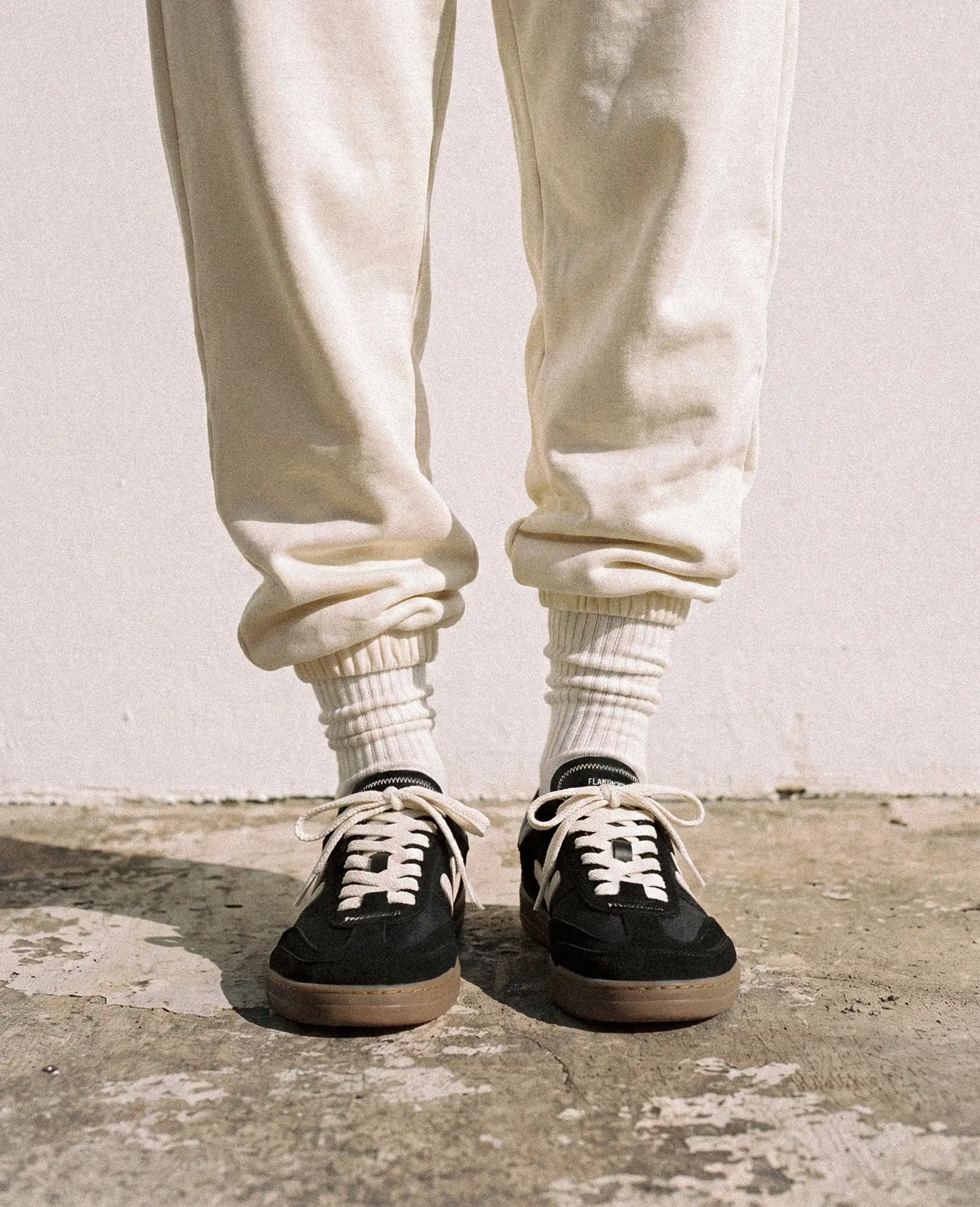 ZERO TENNIS – BLACK GUM