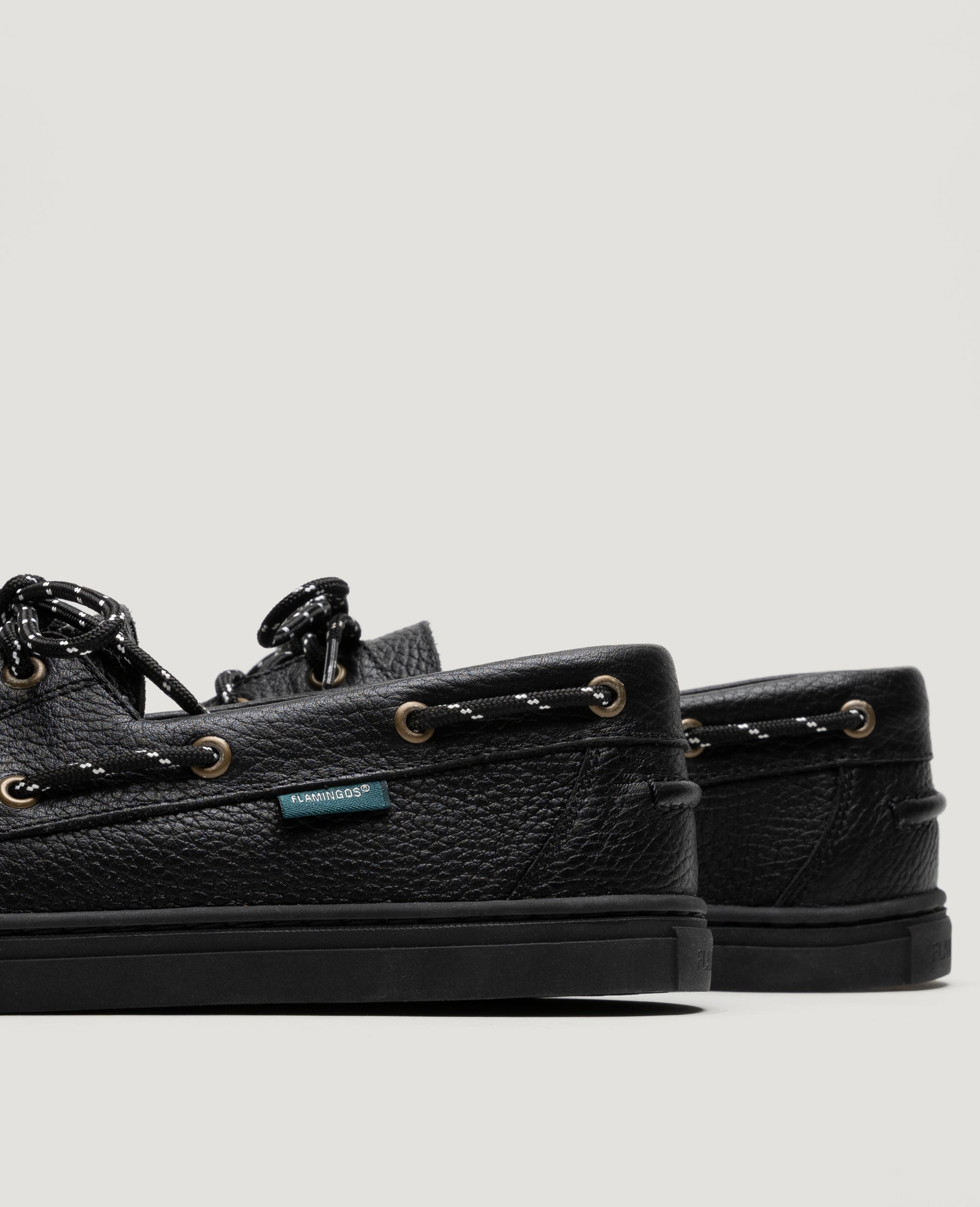 ZERO BOAT – BLACK