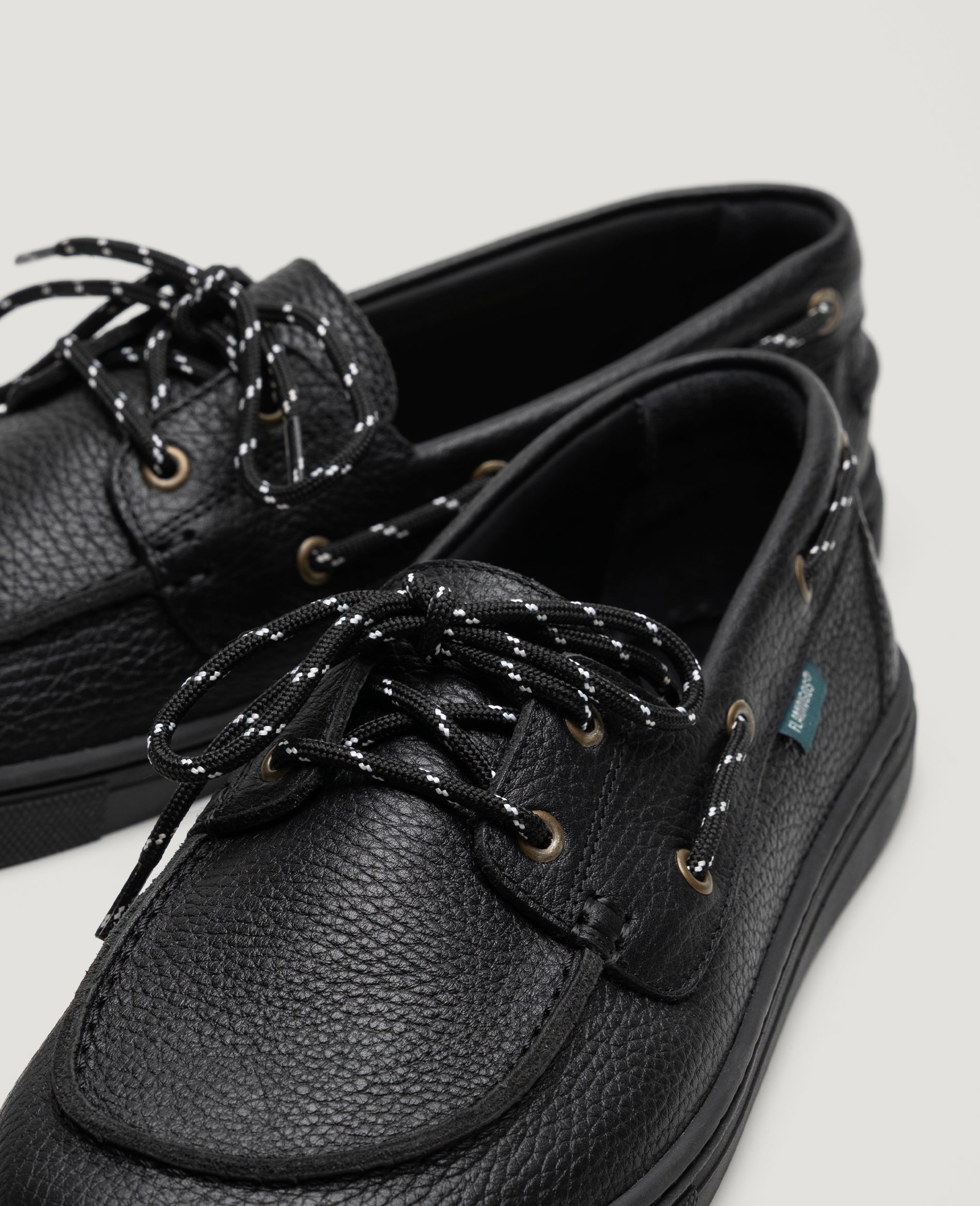 ZERO BOAT – BLACK