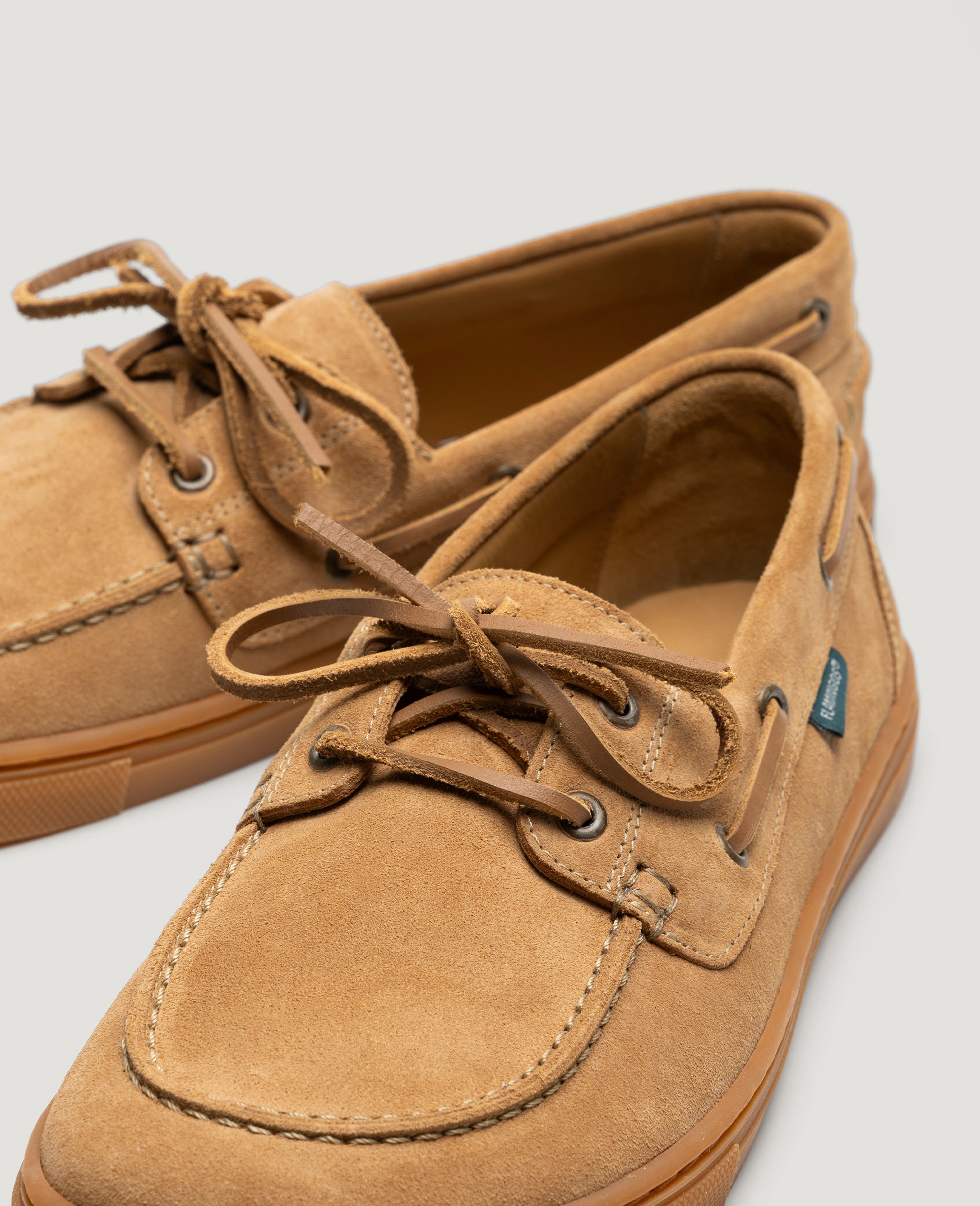 ZERO BOAT – SUEDE TAN