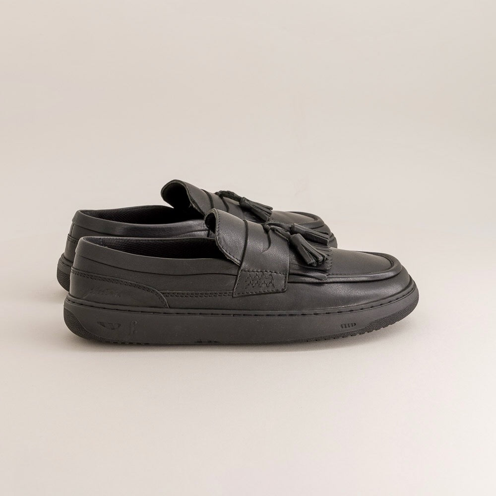 Plum – Full Black
