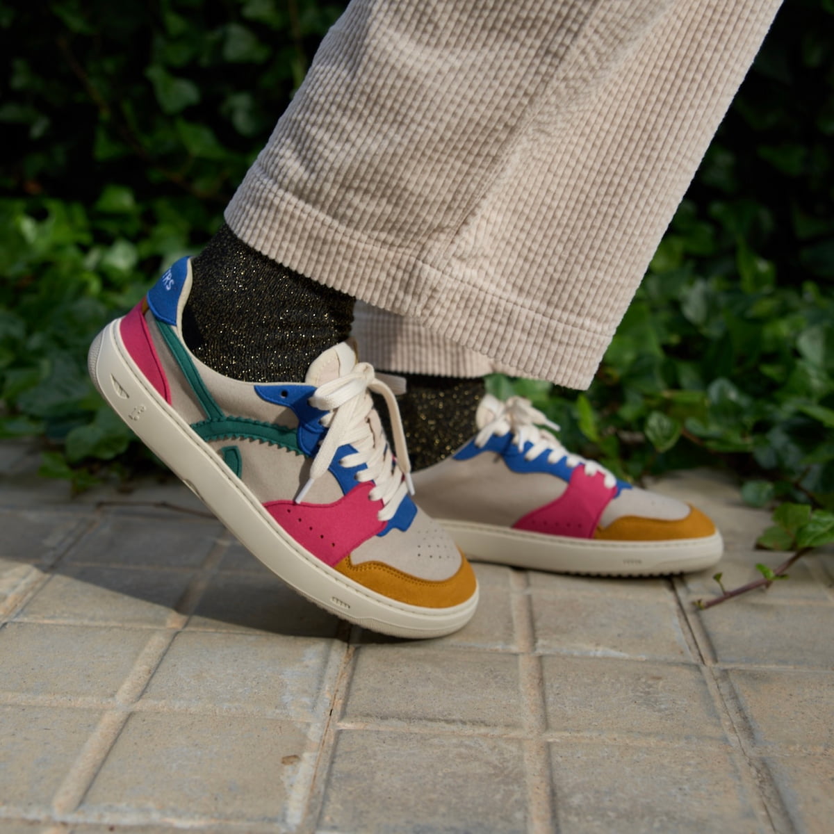 Mango – Mustard Blue