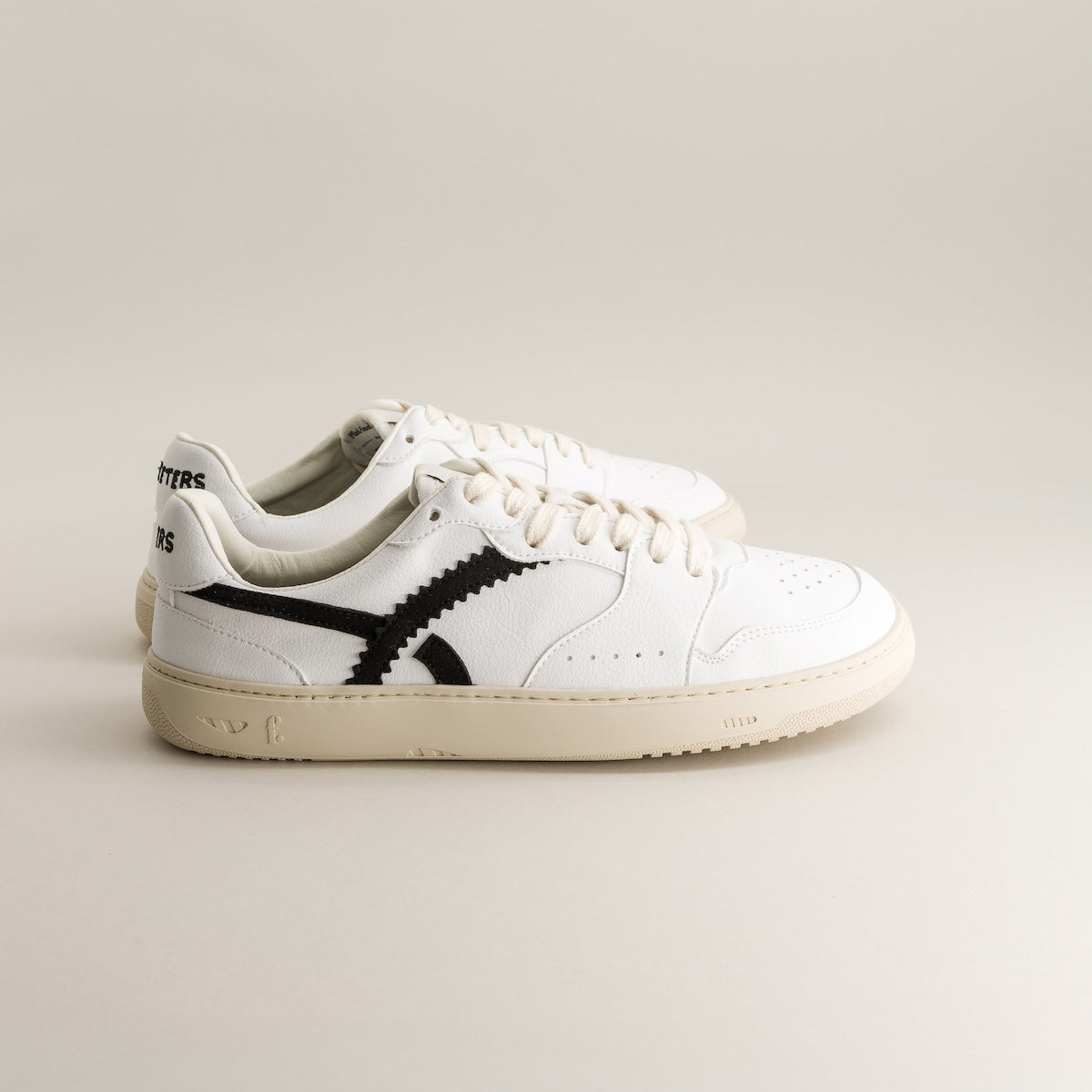 Mango – White Black