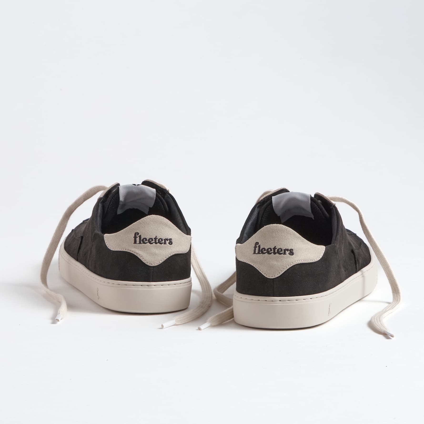 Peach – Black