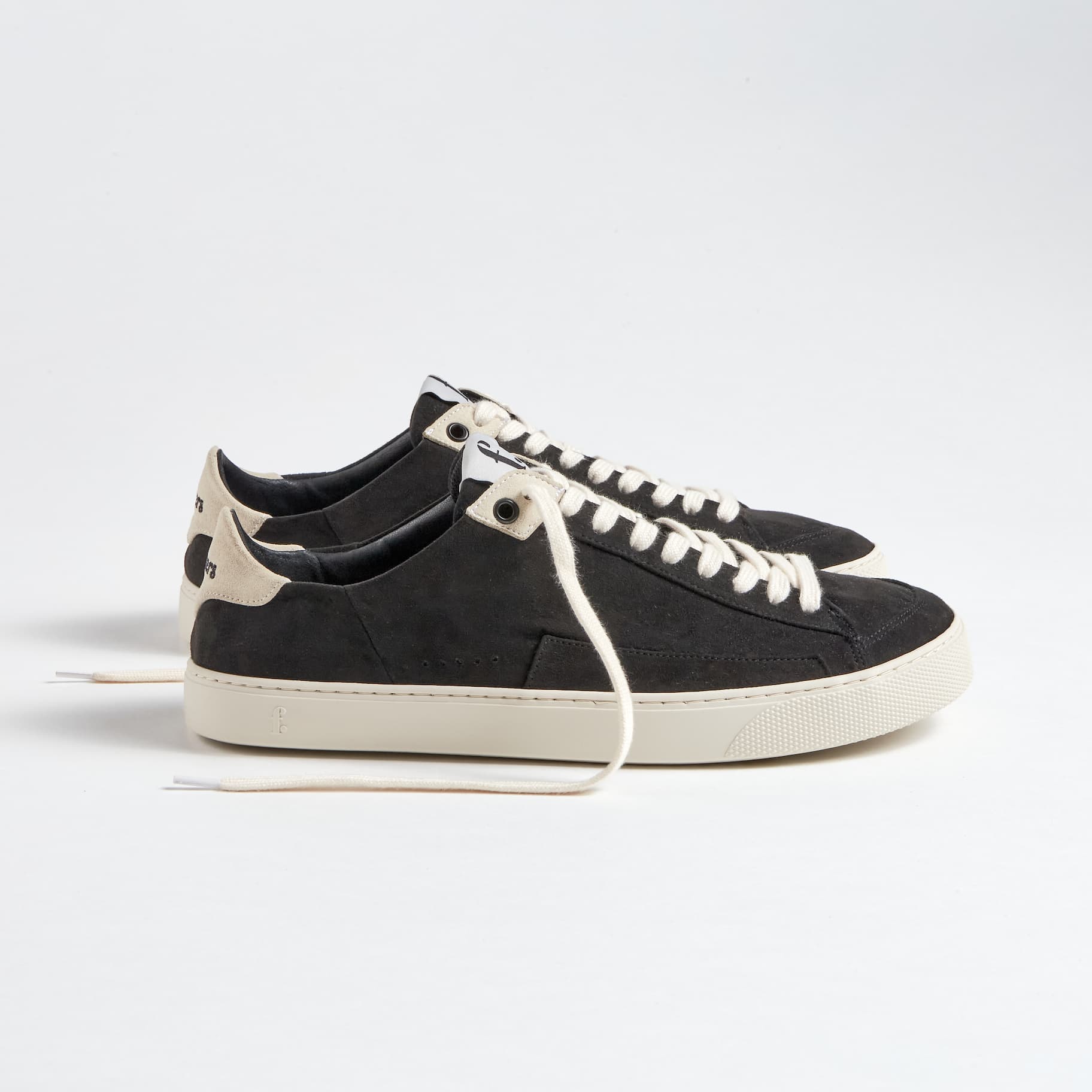 Peach – Black