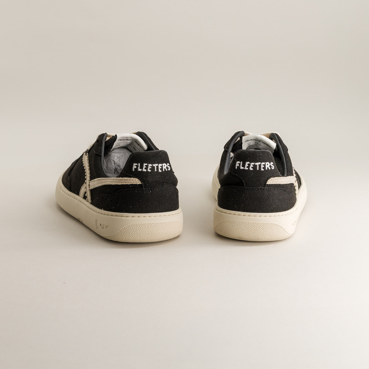 Kiwi – Black