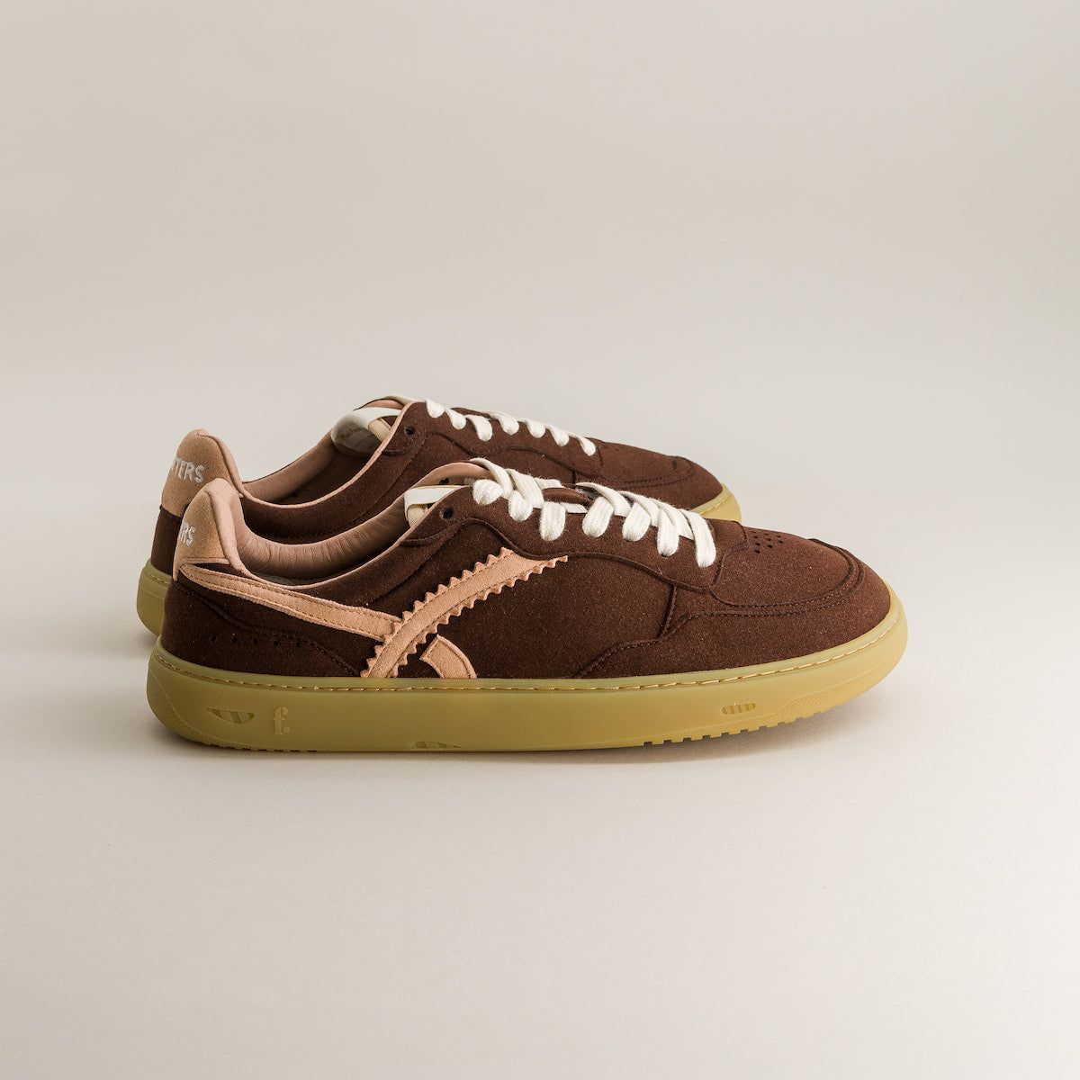 Kiwi – Brown Pink