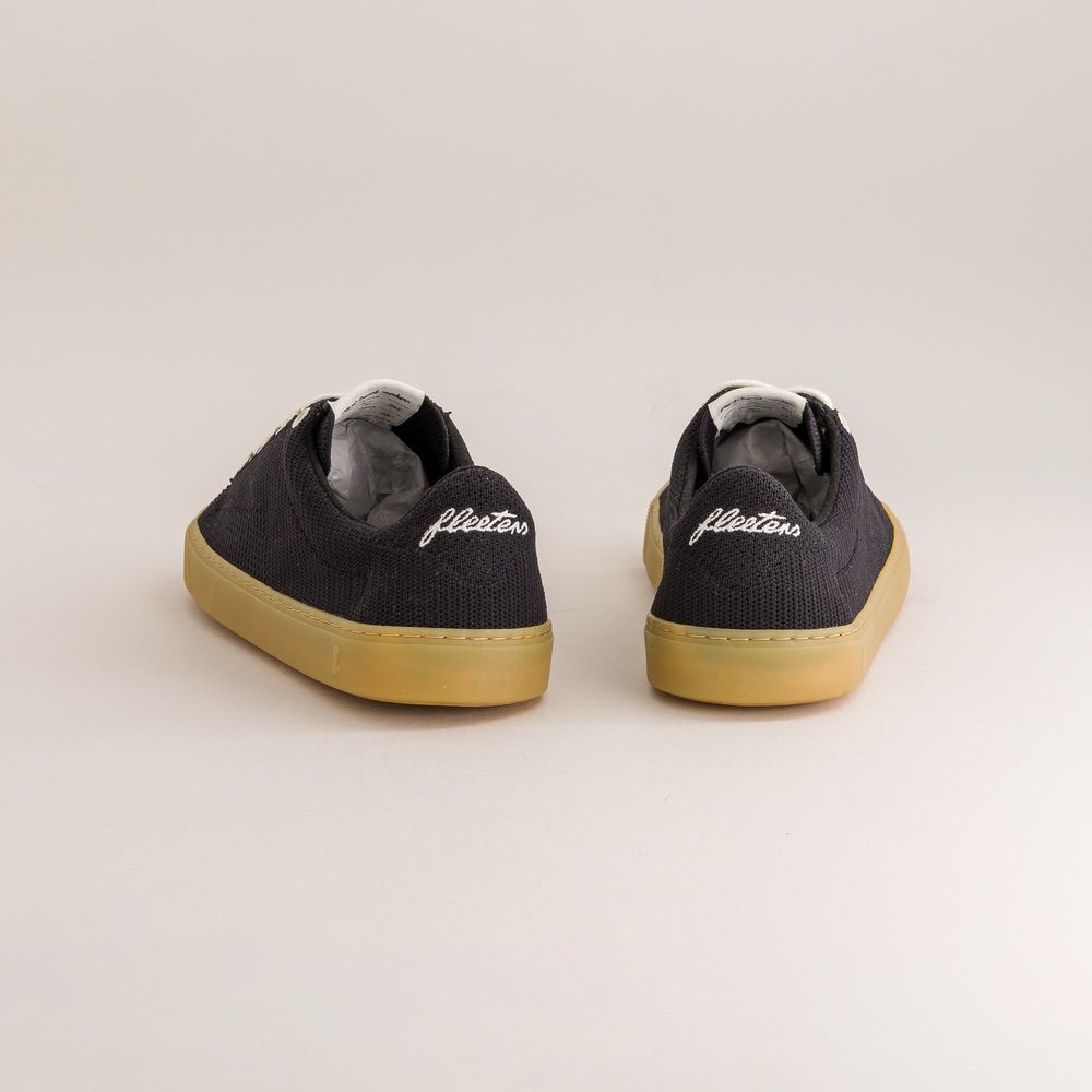 Peach – Knit Black Gum