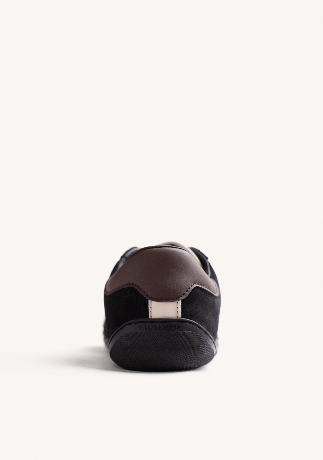 BAREFOOT – Black