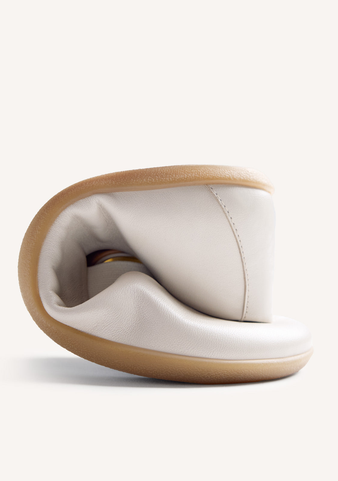 MALAKISI – Cream/White