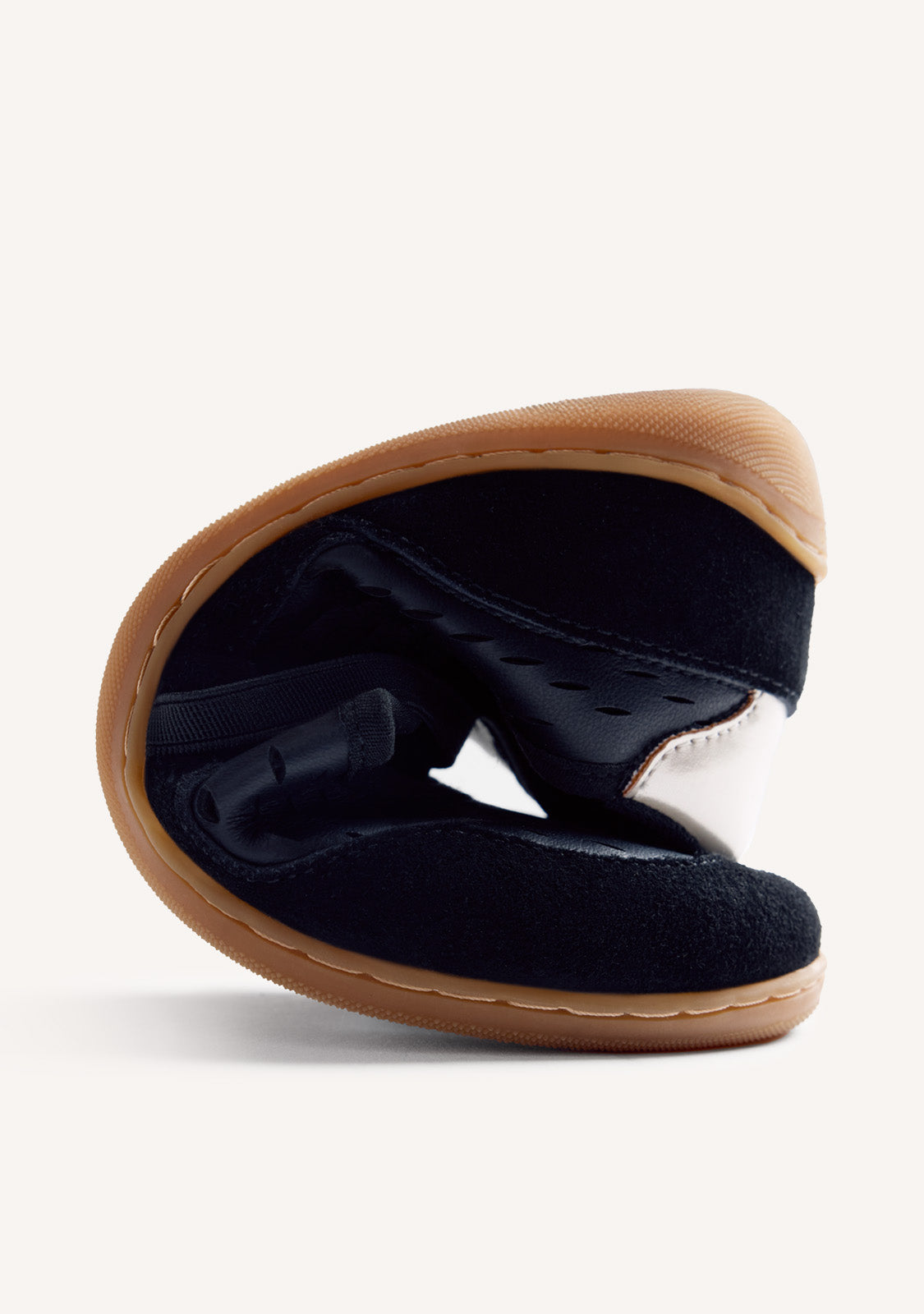 MALAVA – Black