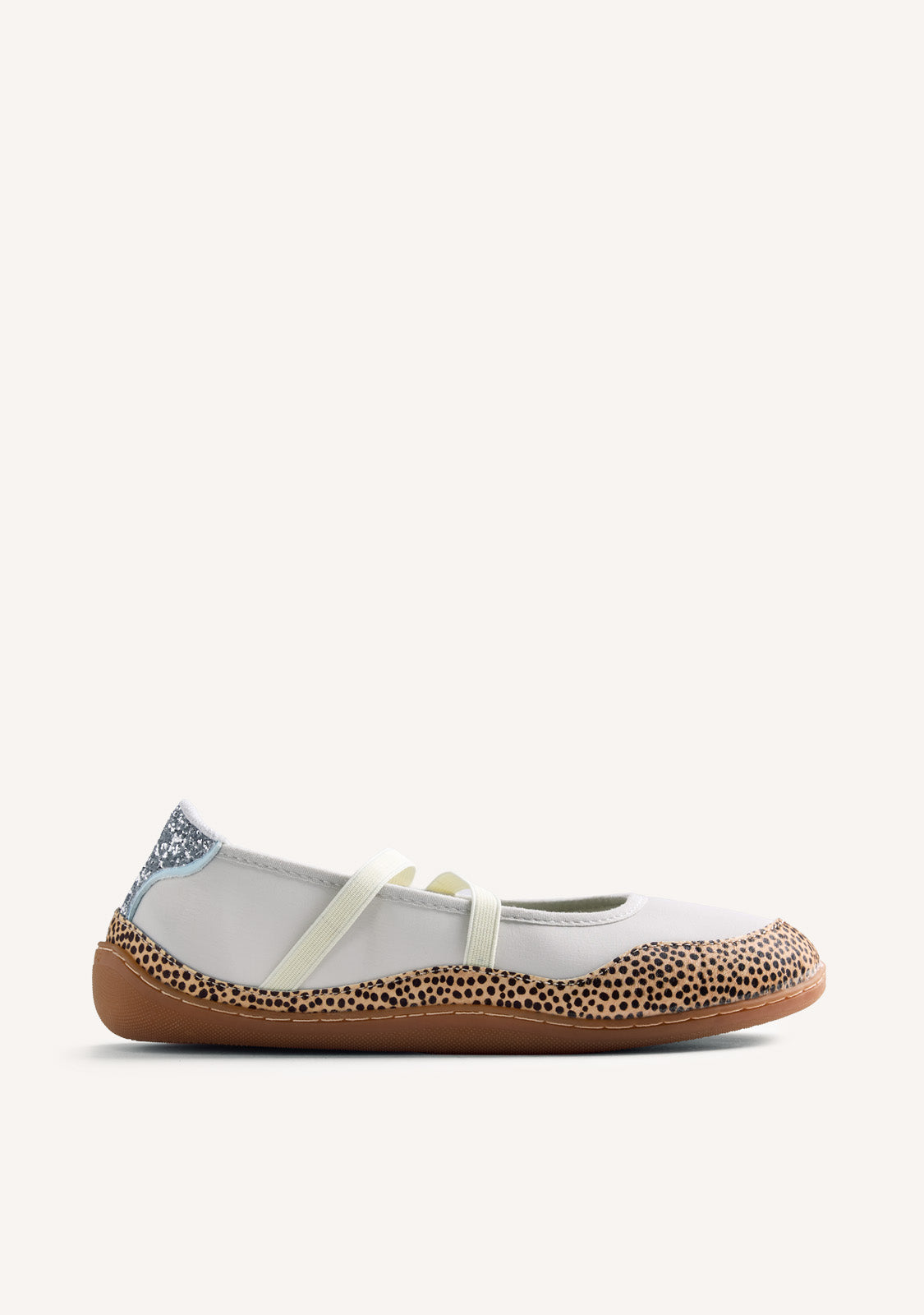 OSTRANDER – Grey