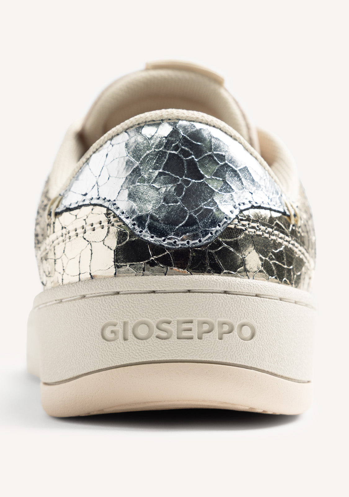 GLYNDON – Gold