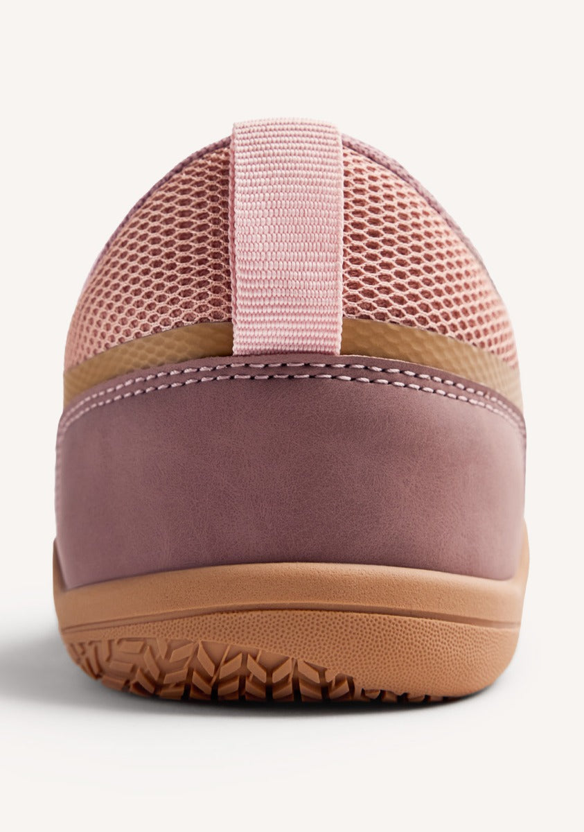 LEOTA – Beige
