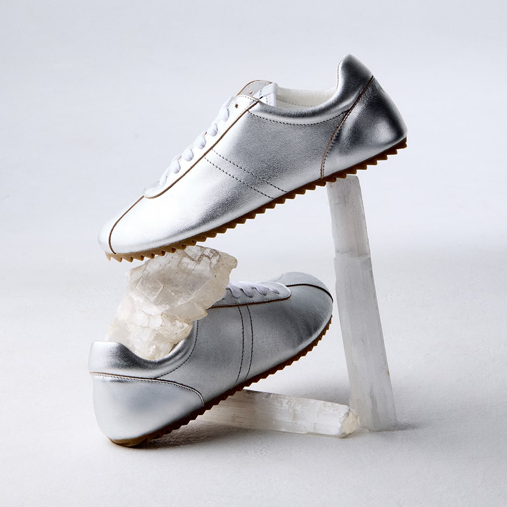 Zen Women – Metallic Silver