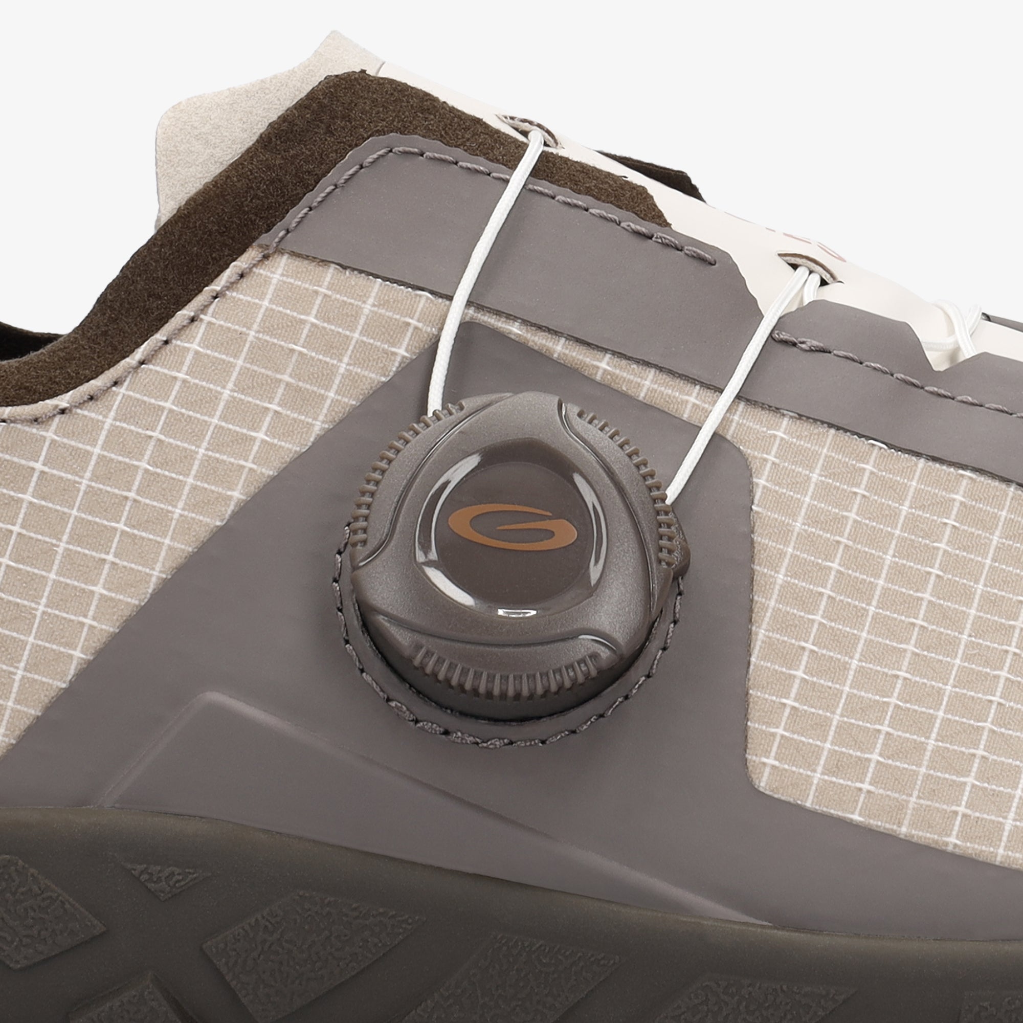 Chamonix TR Precision Women – Sand/Coal