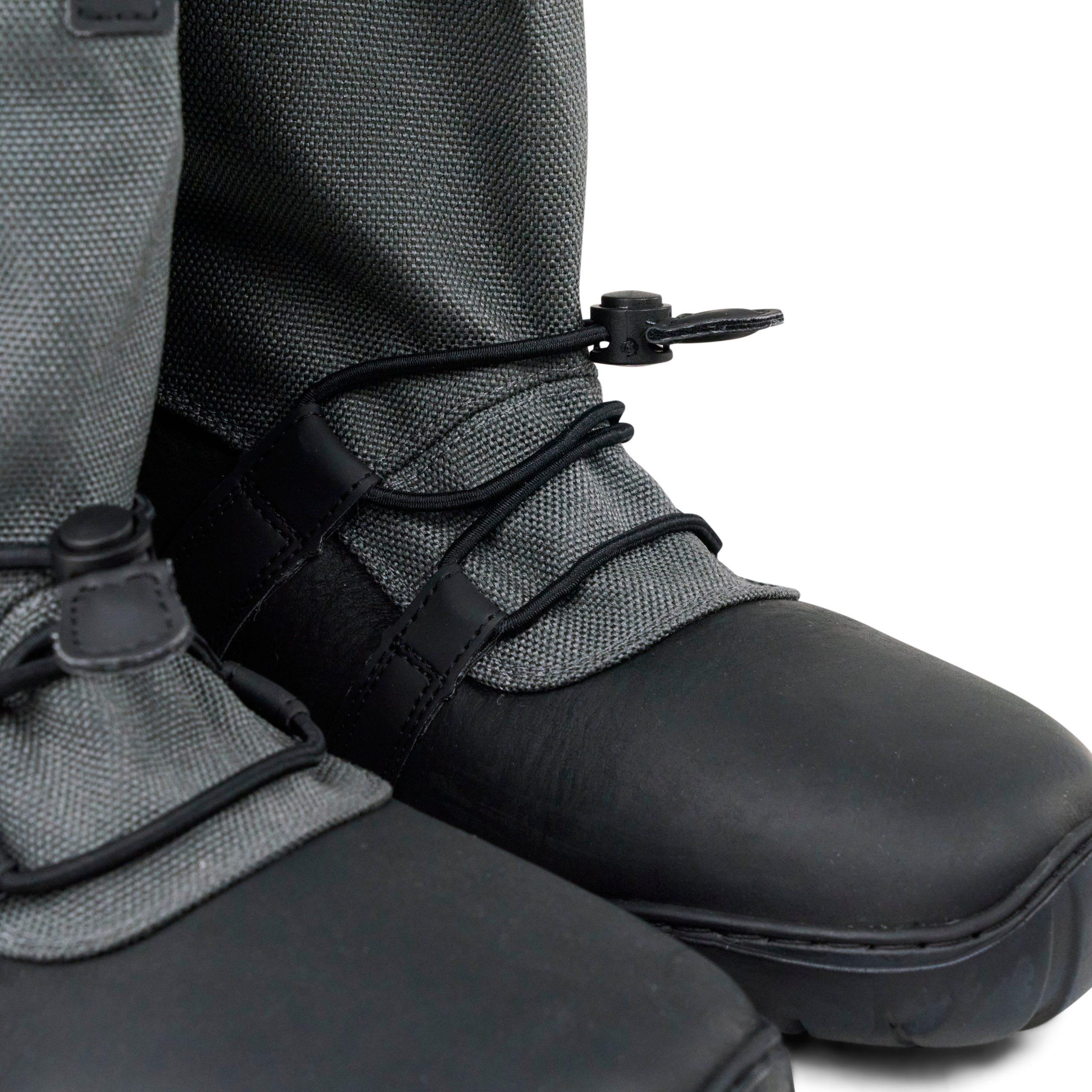 RANA LUNAR – Black