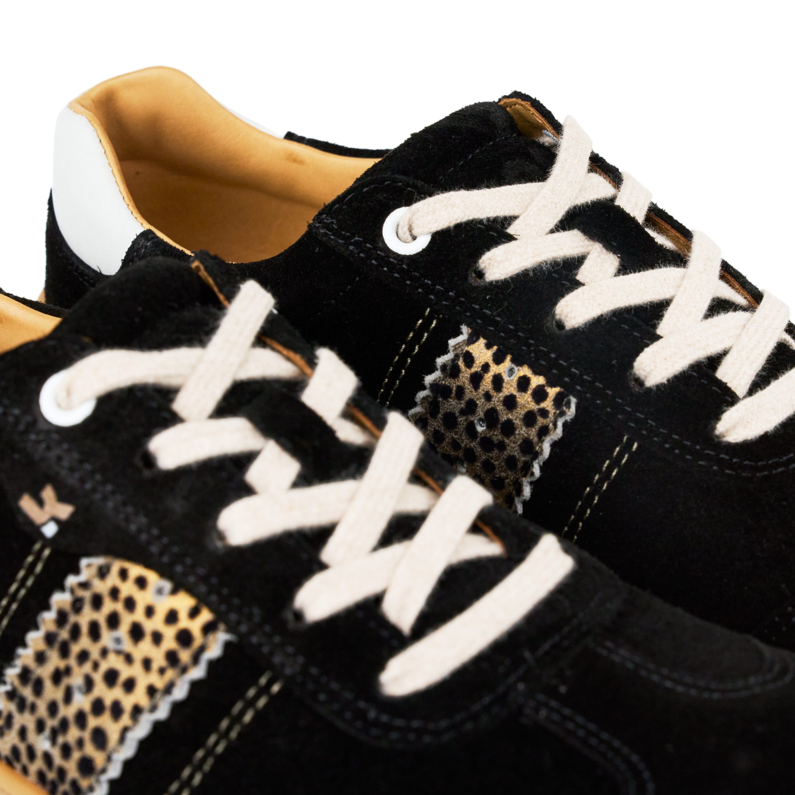 ILA Suede 3.0 – Black
