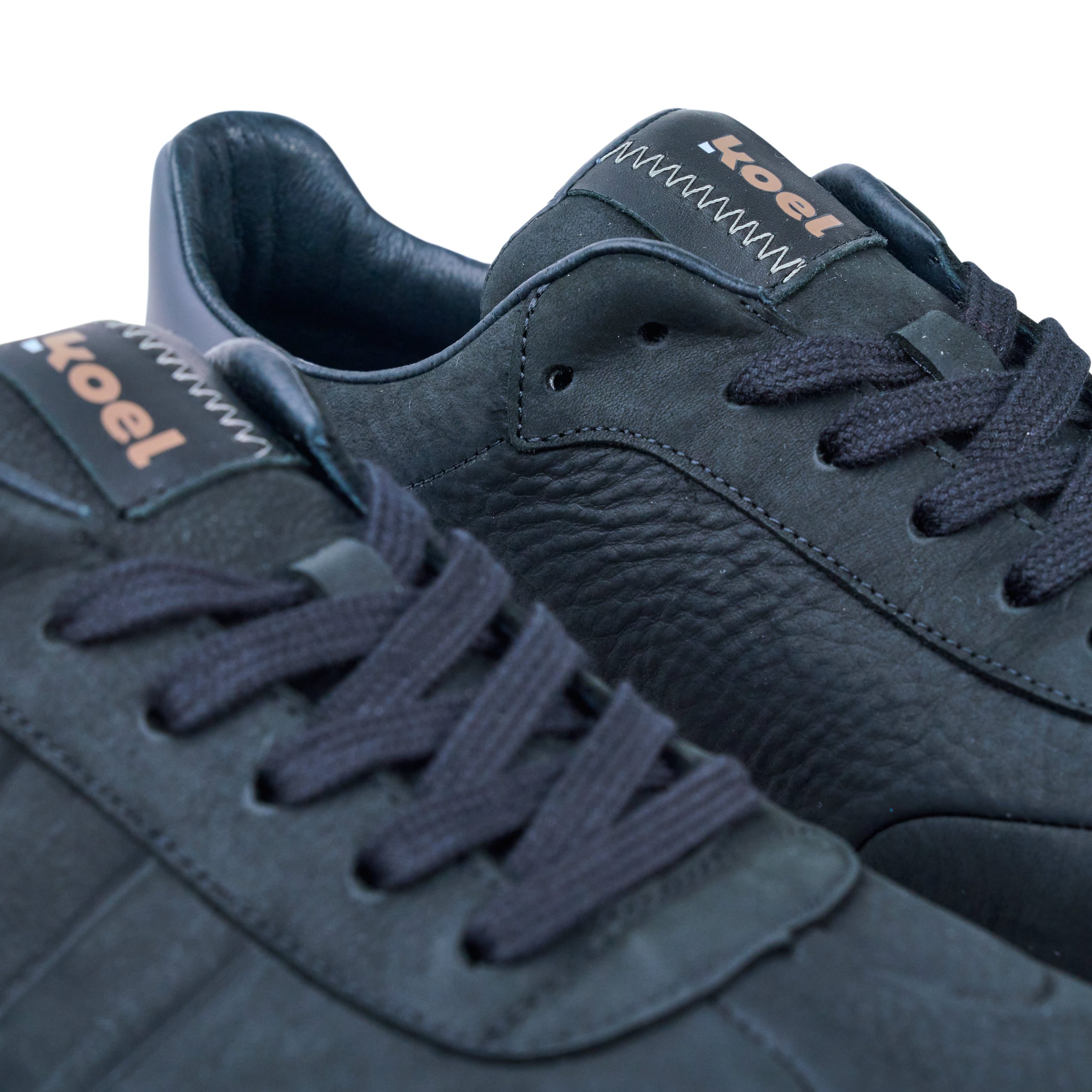 IDO – Black