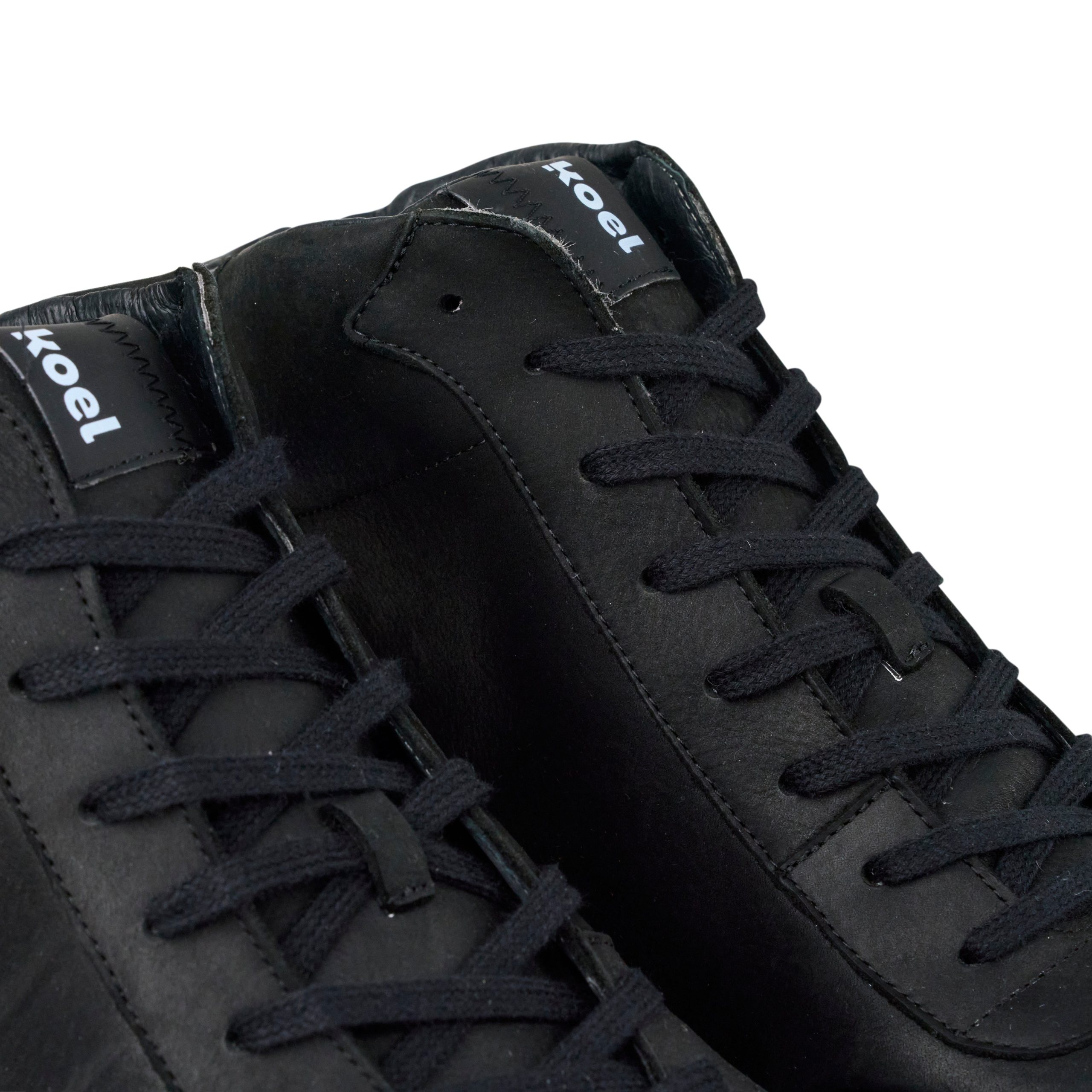 IZO Leather – Black